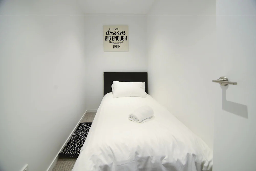 Mono Apartments La Trobe Street