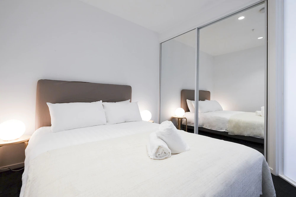 Mono Apartments La Trobe Street