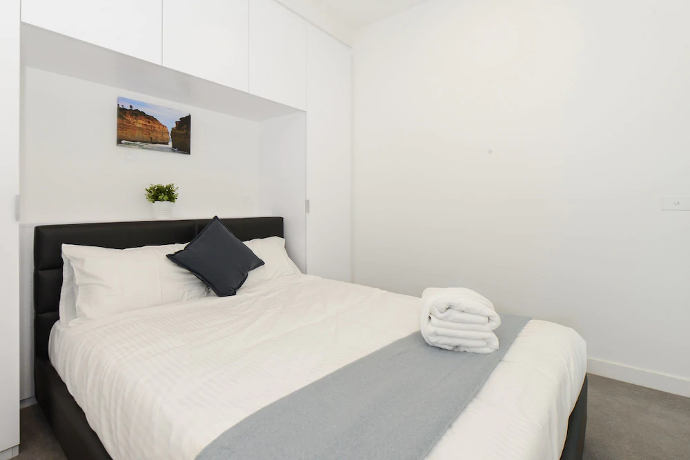 Mono Apartments La Trobe Street