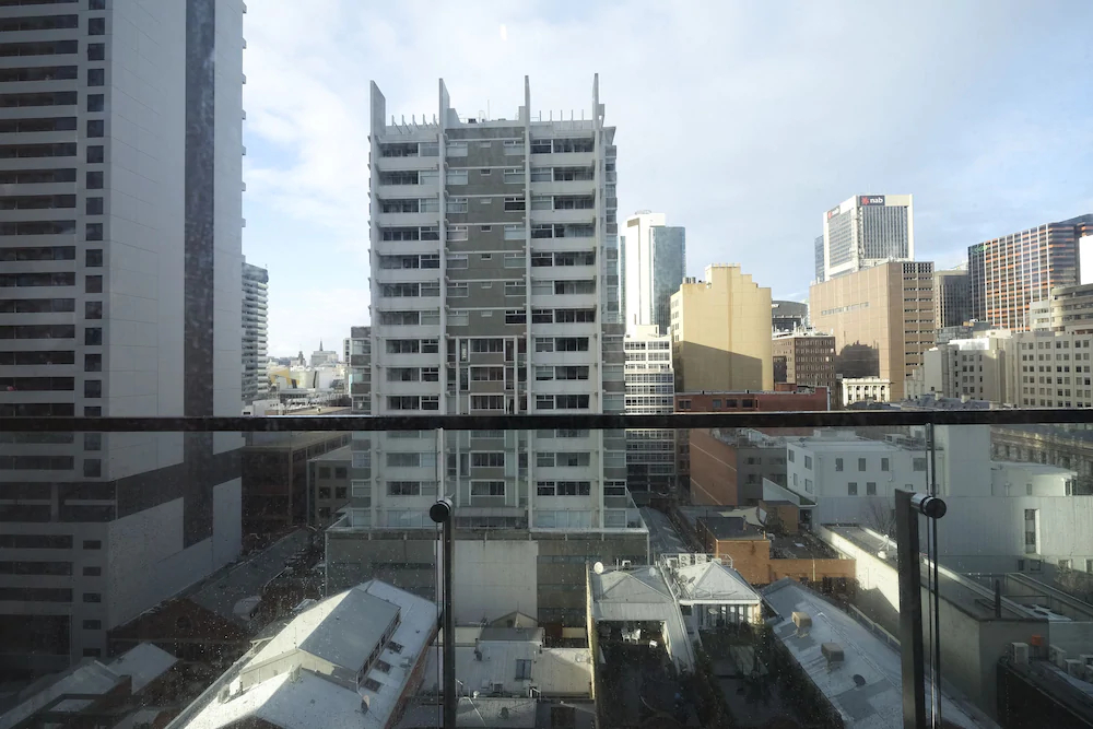 Mono Apartments La Trobe Street