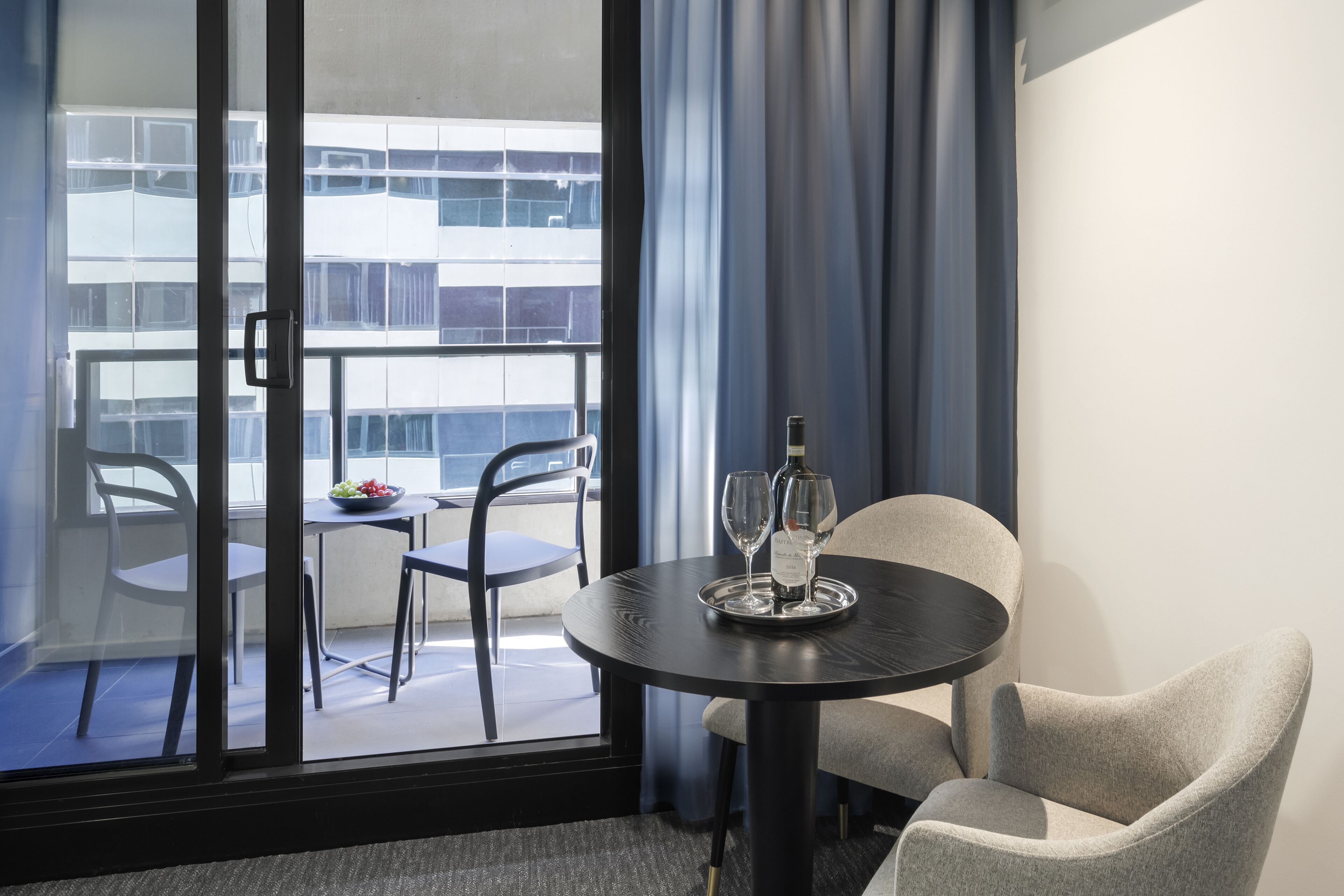 Oaks Melbourne St Kilda Road Hotel