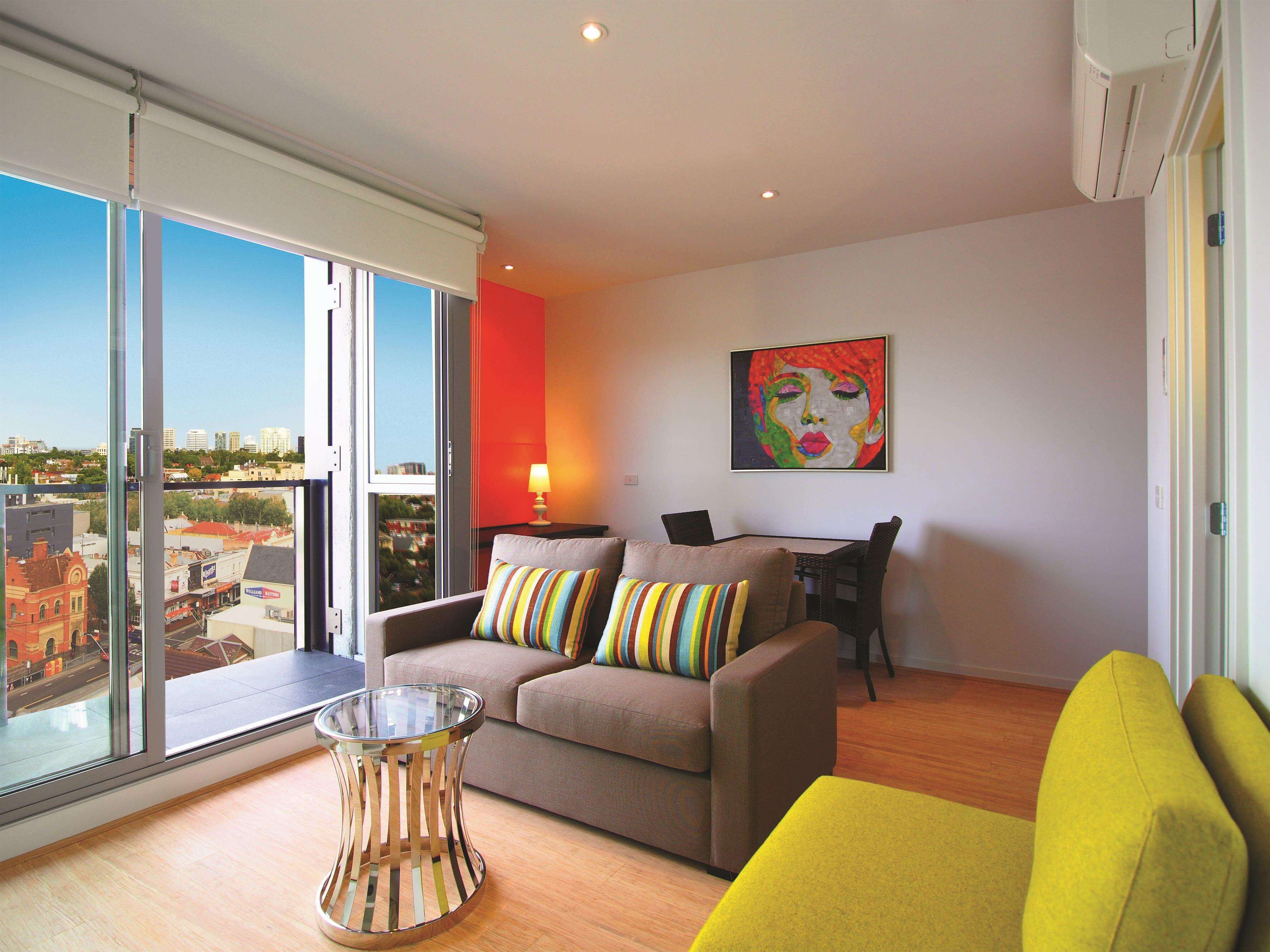 Oaks Melbourne South Yarra Suites