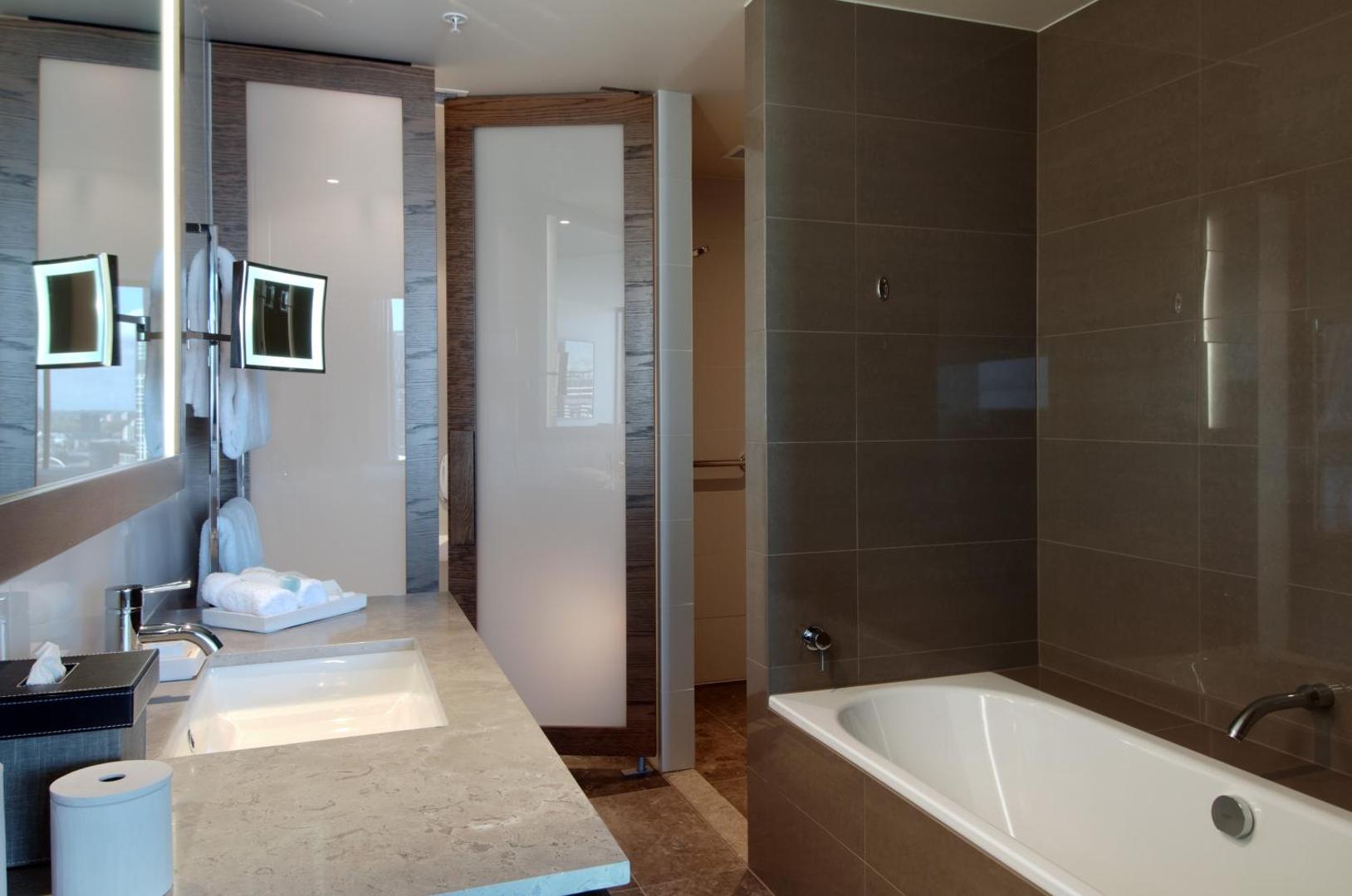 Pan Pacific Melbourne