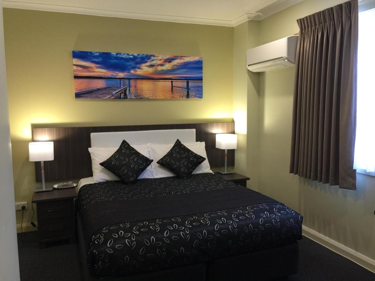 Park Squire Motor Inn and Serviced Apartments