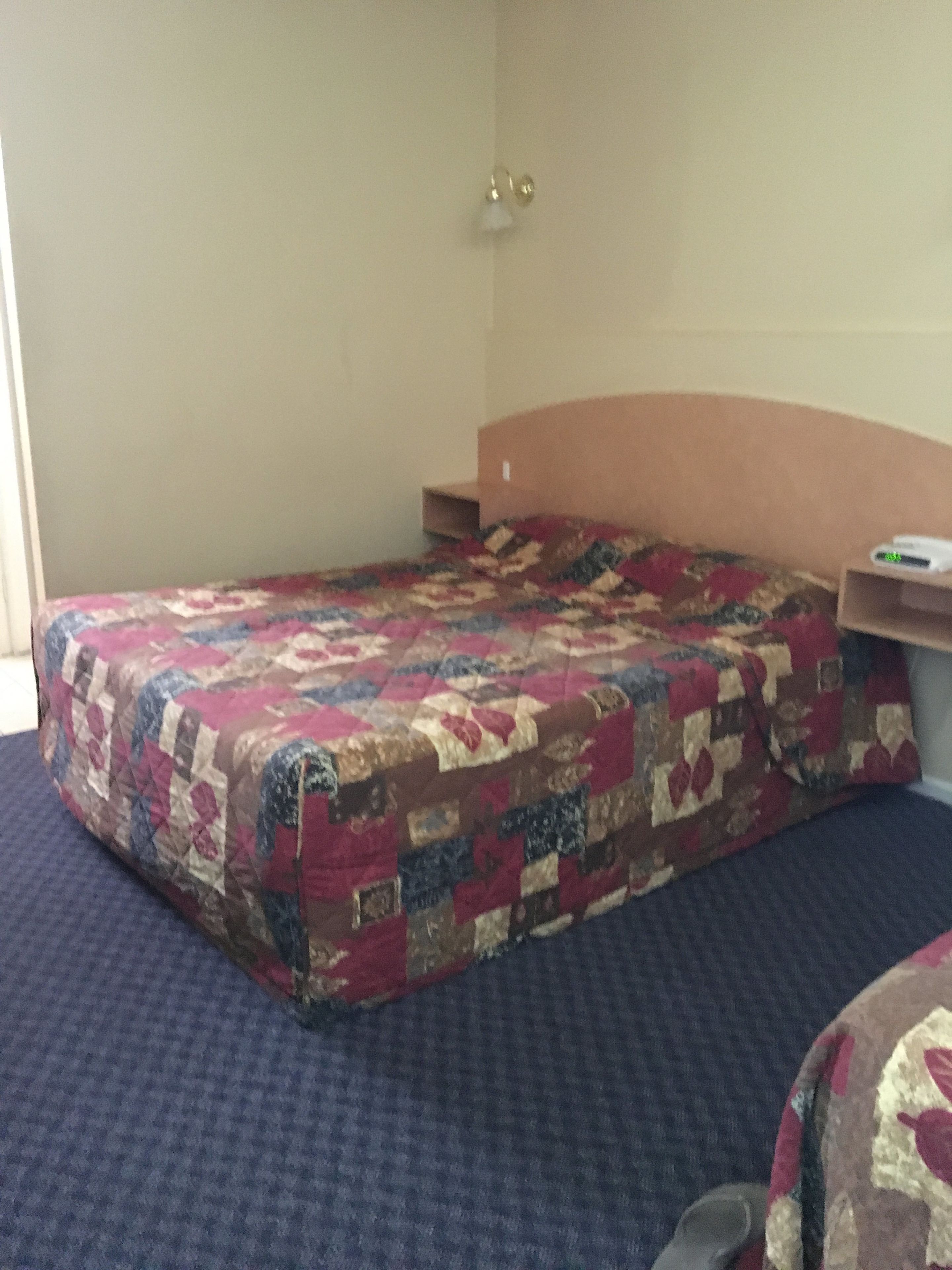 Parkville Motel