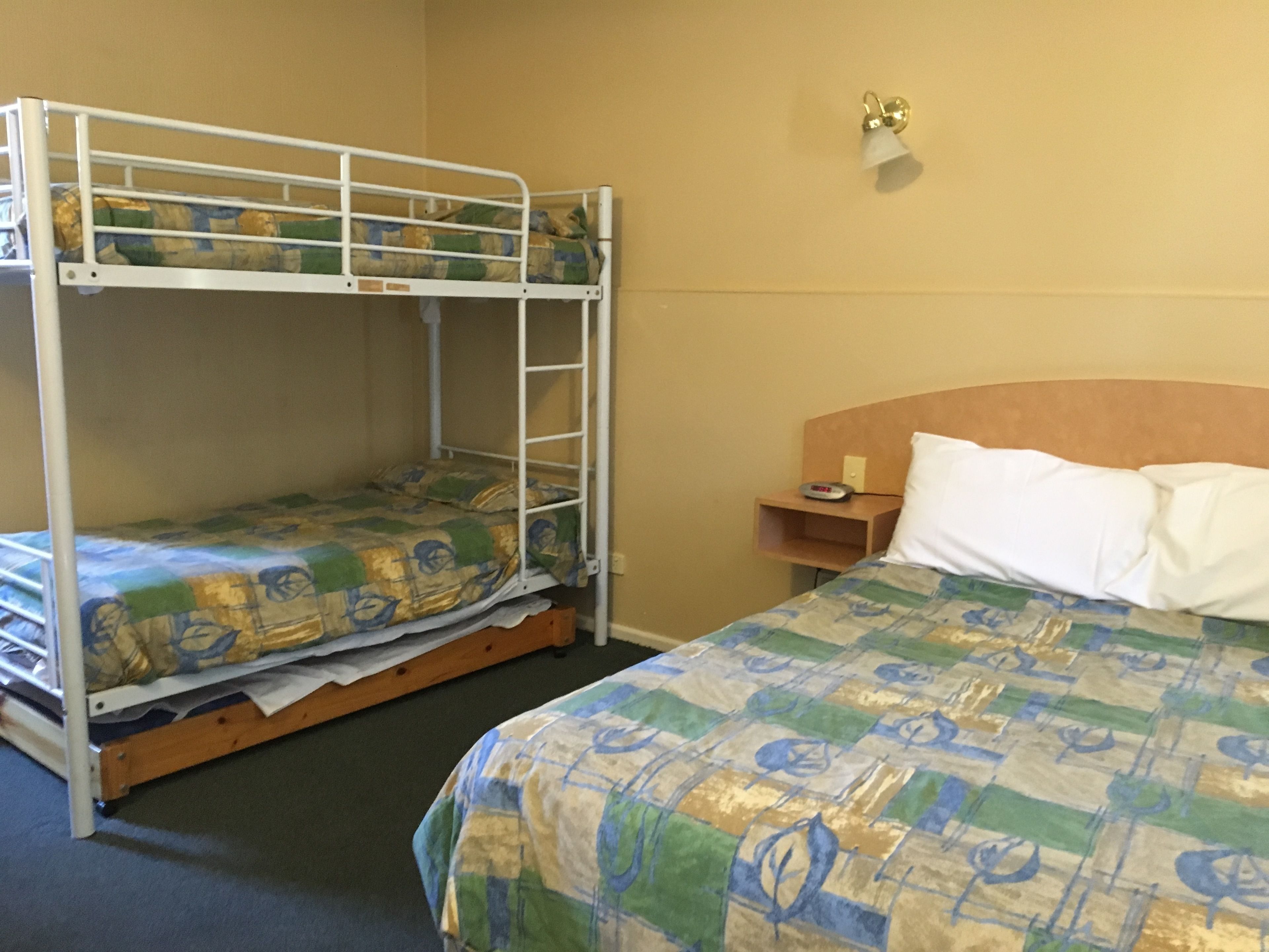 Parkville Motel