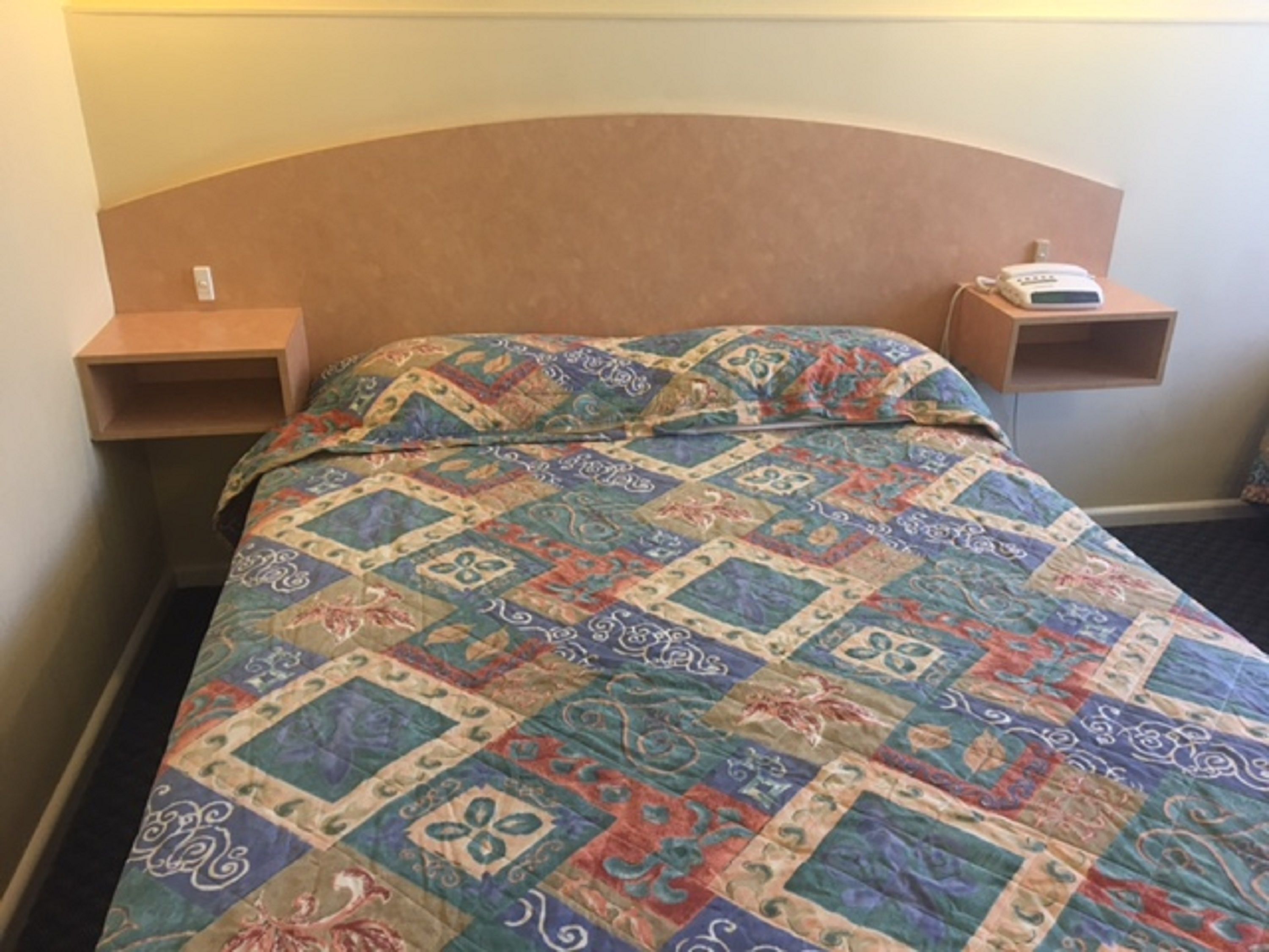 Parkville Motel
