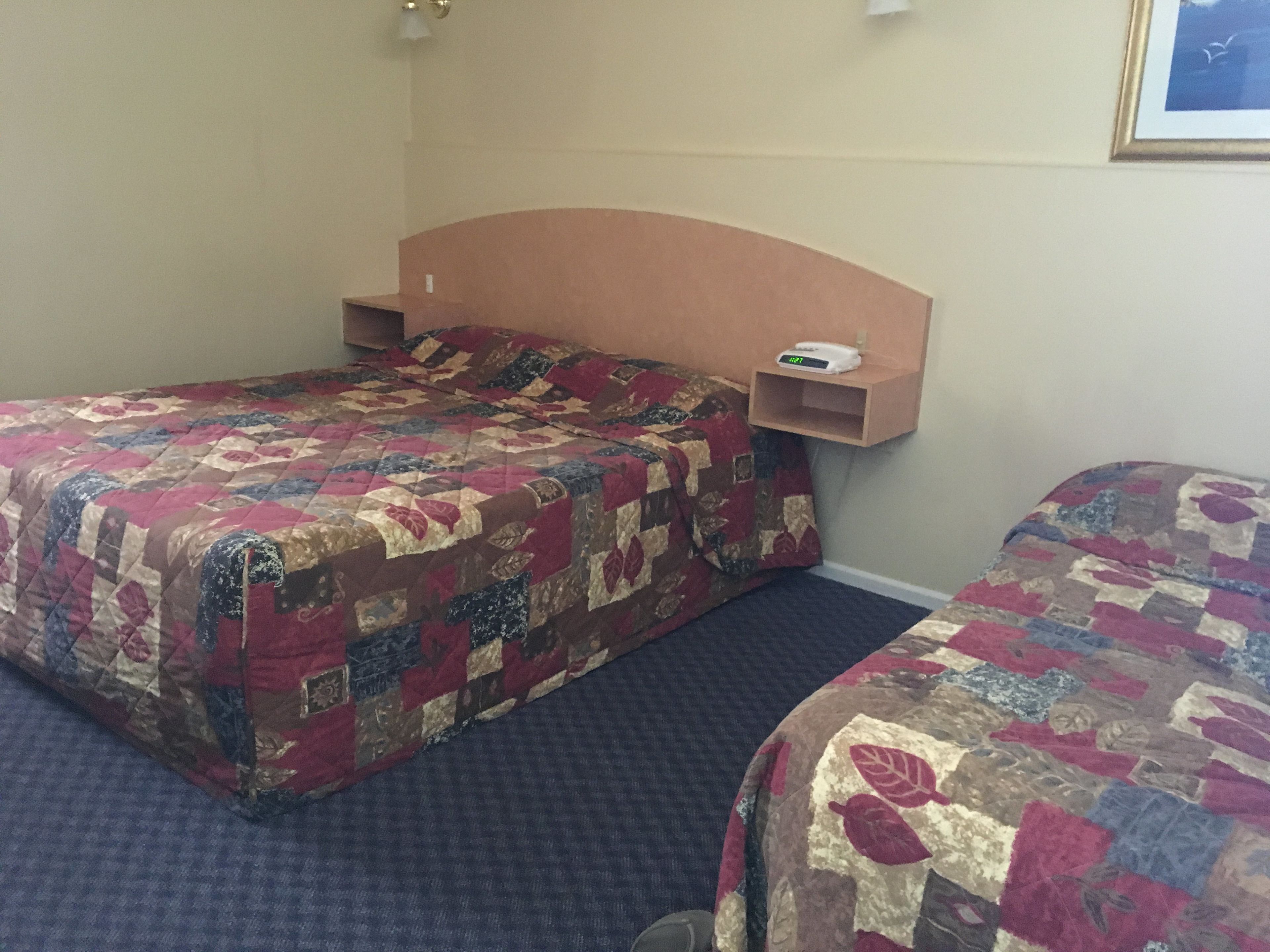 Parkville Motel