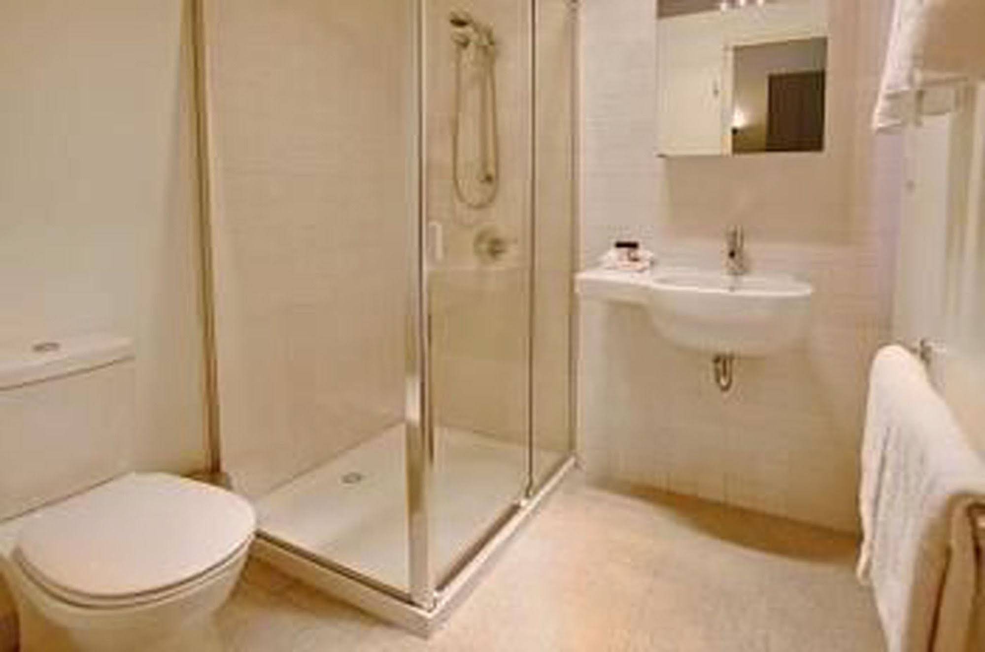 Plum Serviced Apartment North Melbourne