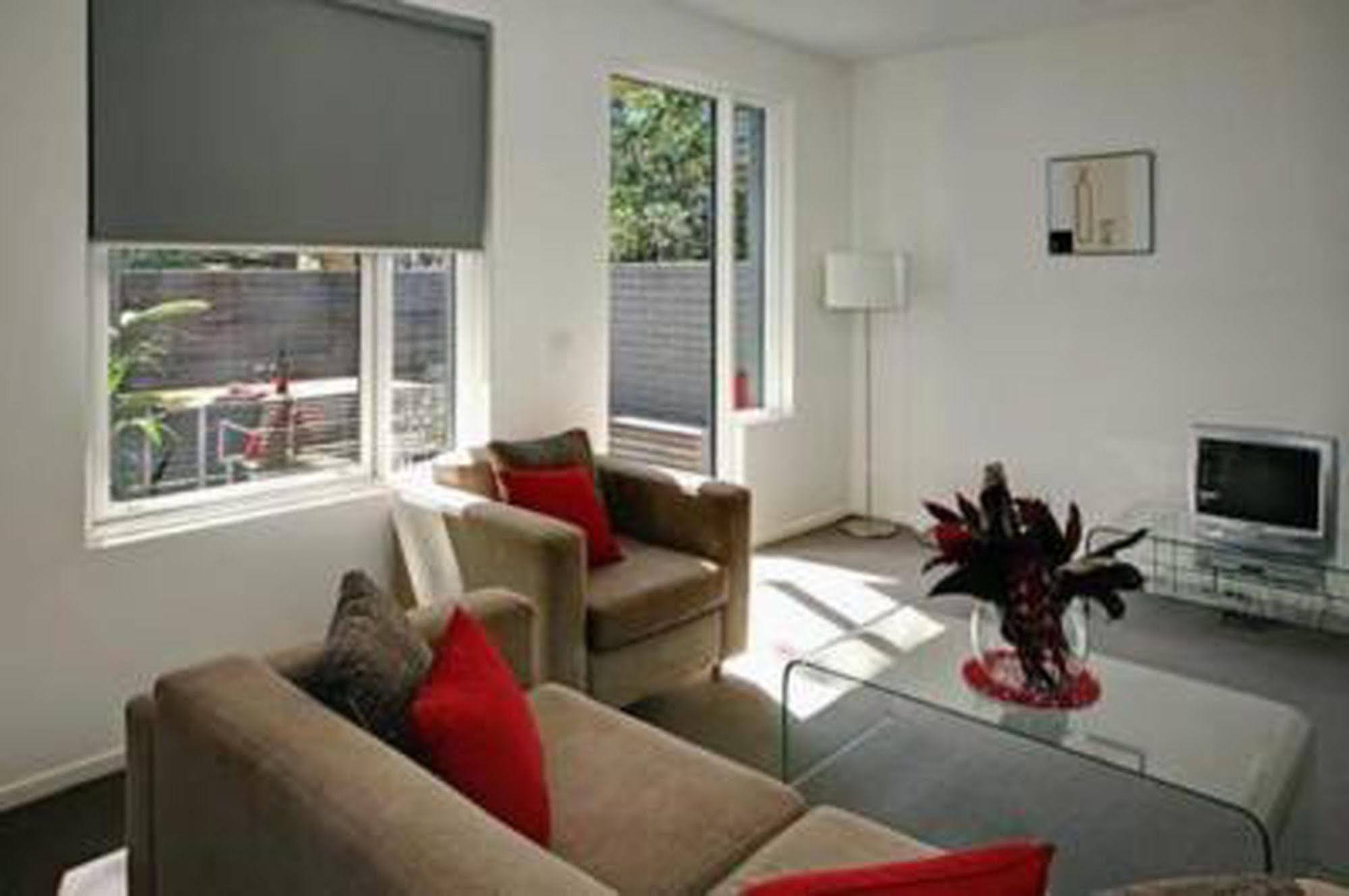 Plum Serviced Apartment North Melbourne