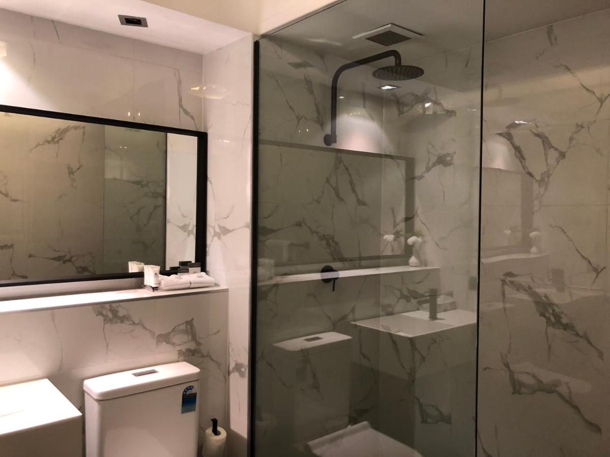 Beaumont Kew Apartments