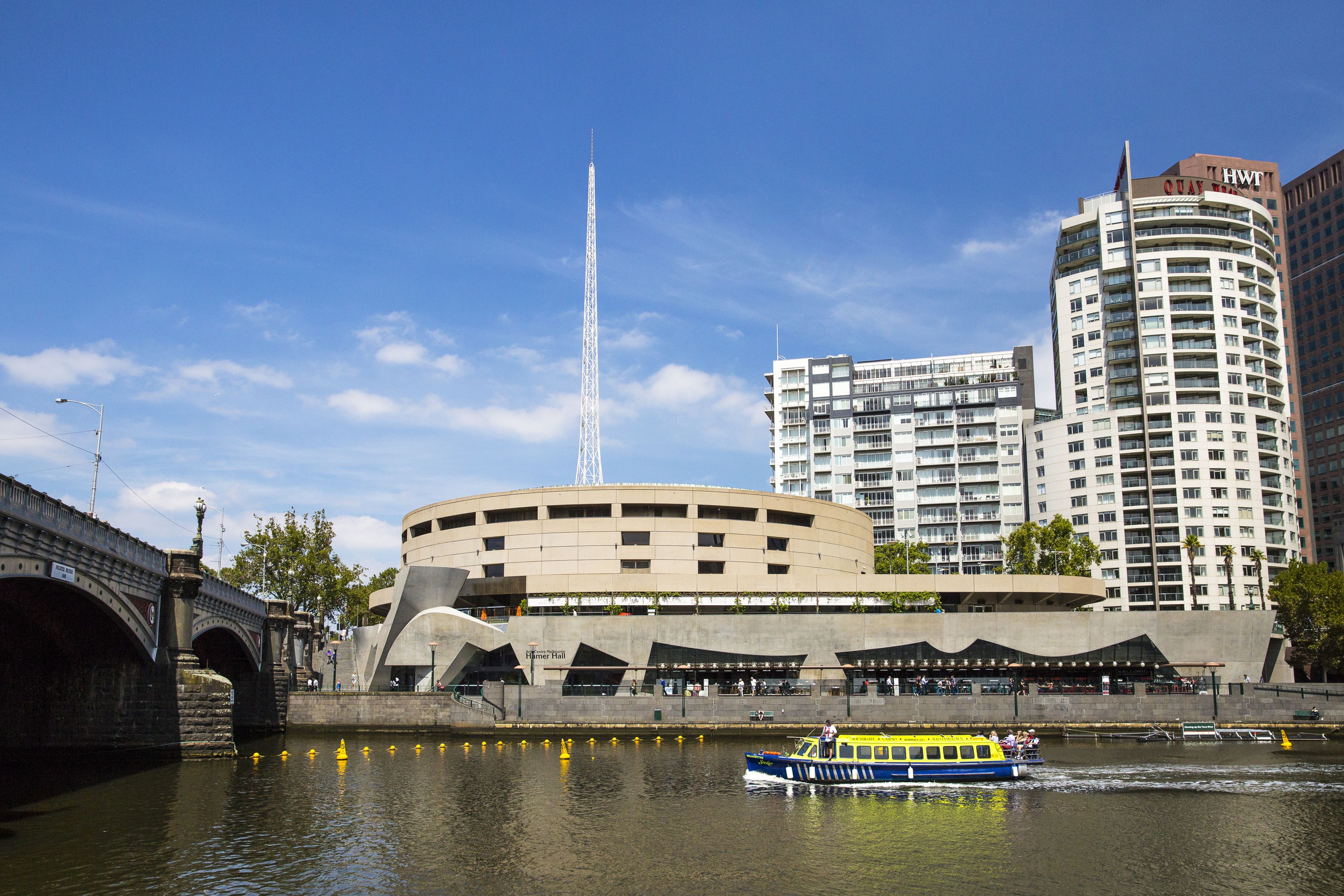 Quay West Suites Melbourne