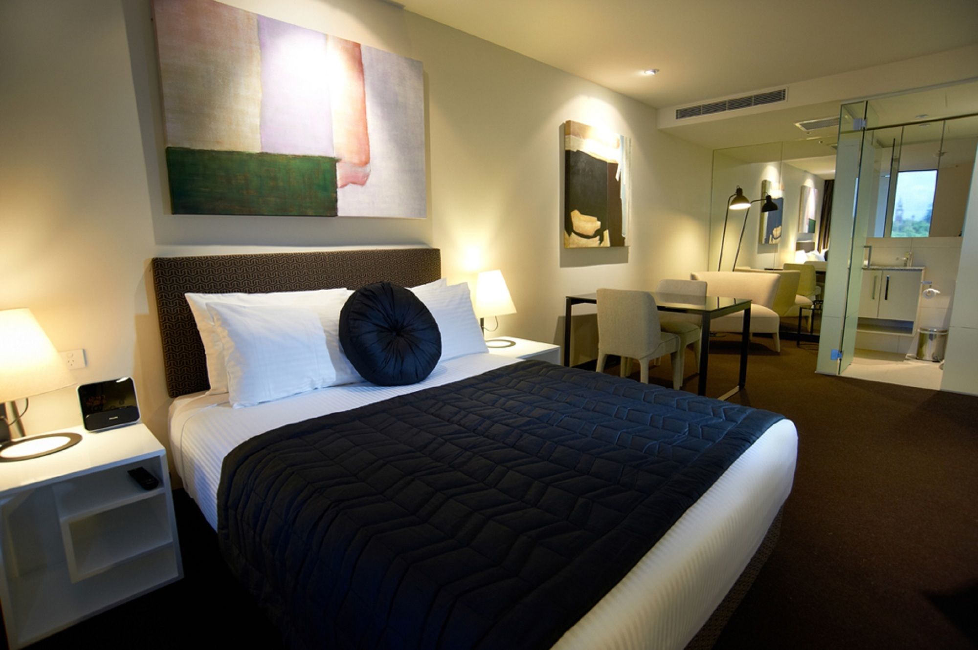 Corporate Living Accommodation Hawthorn Residences