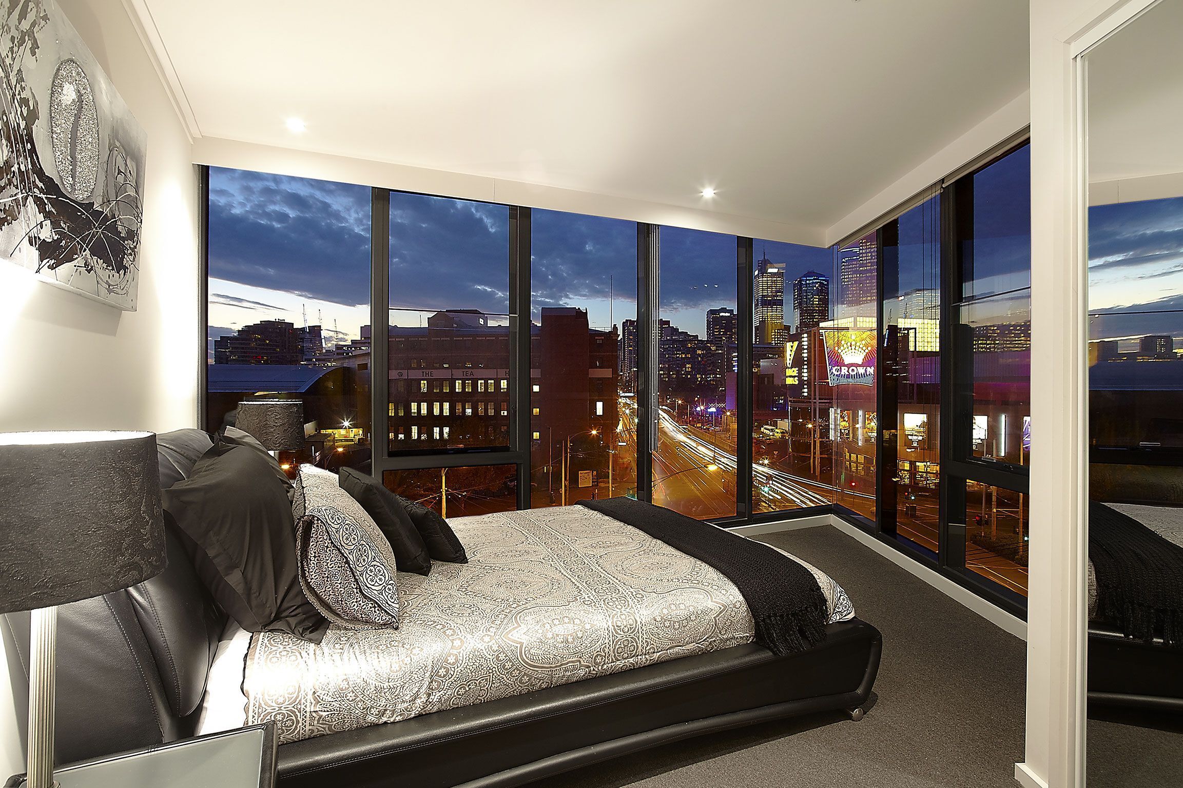 Sanctuary Apartments - Vue Grande