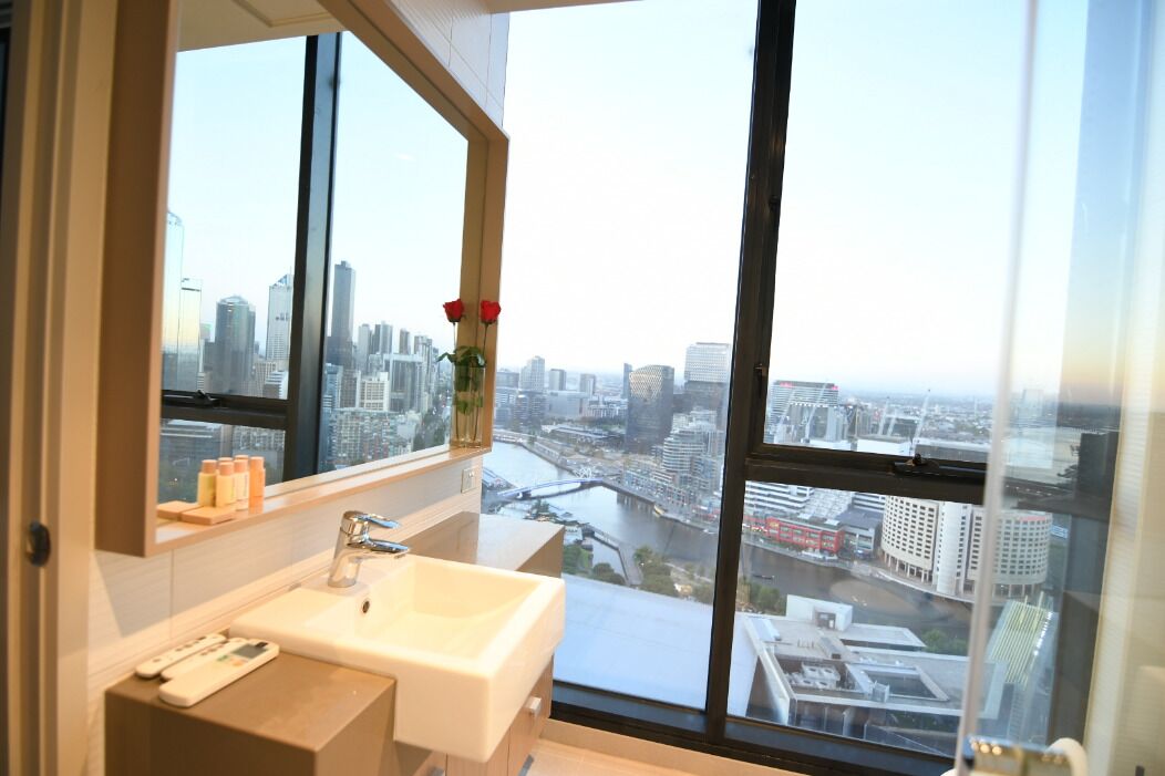 Sanctuary Apartments - Vue Grande