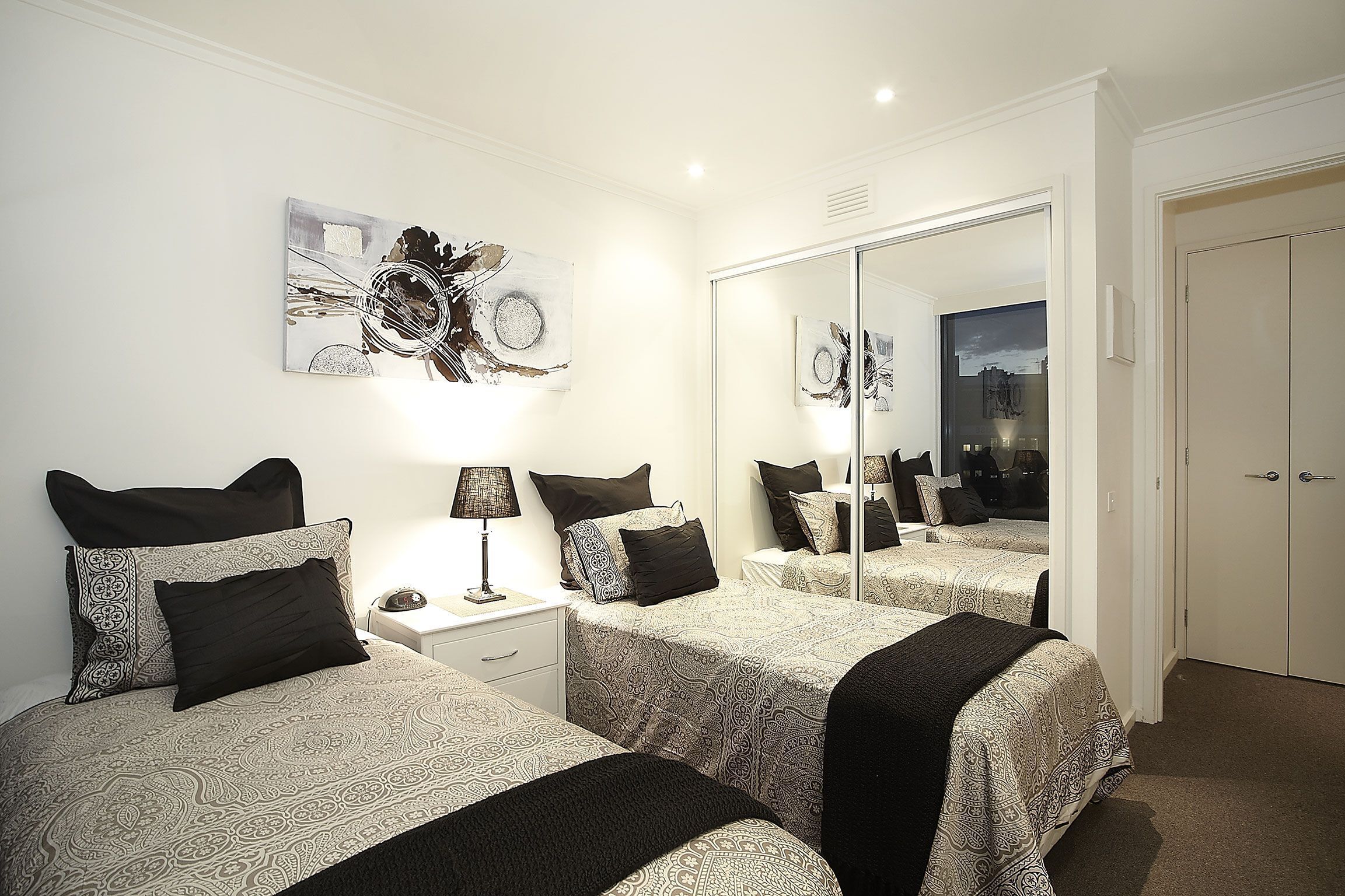 Sanctuary Apartments - Vue Grande