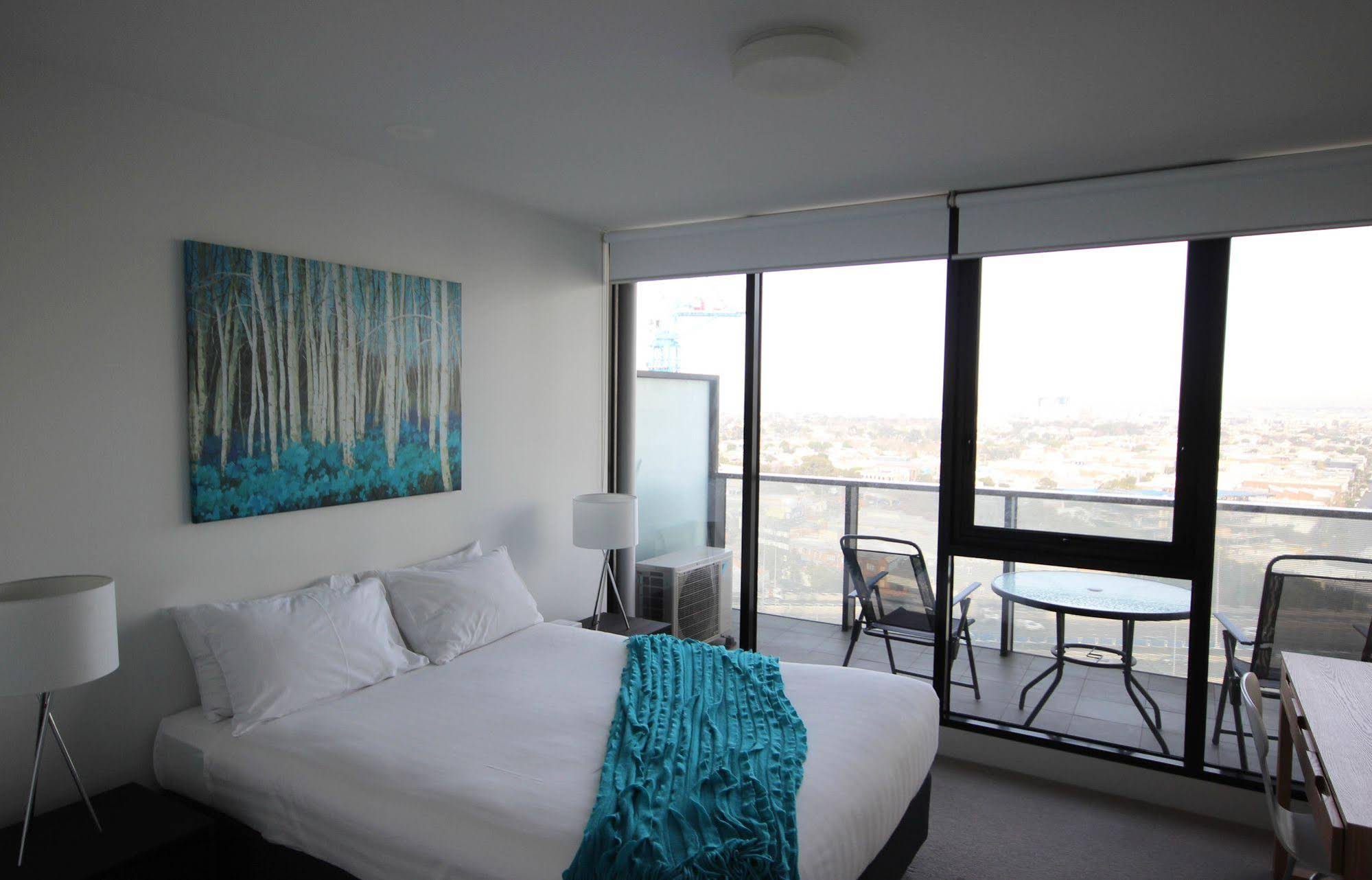 Wyndel Apartments -  Southbank Views