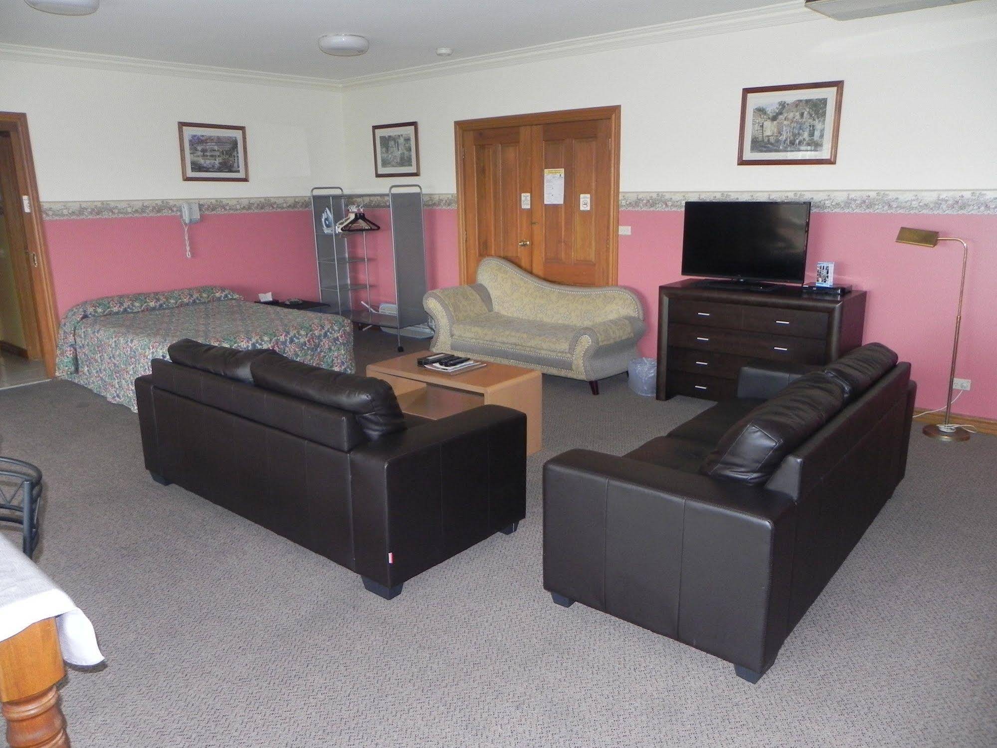 St Georges Motor Inn