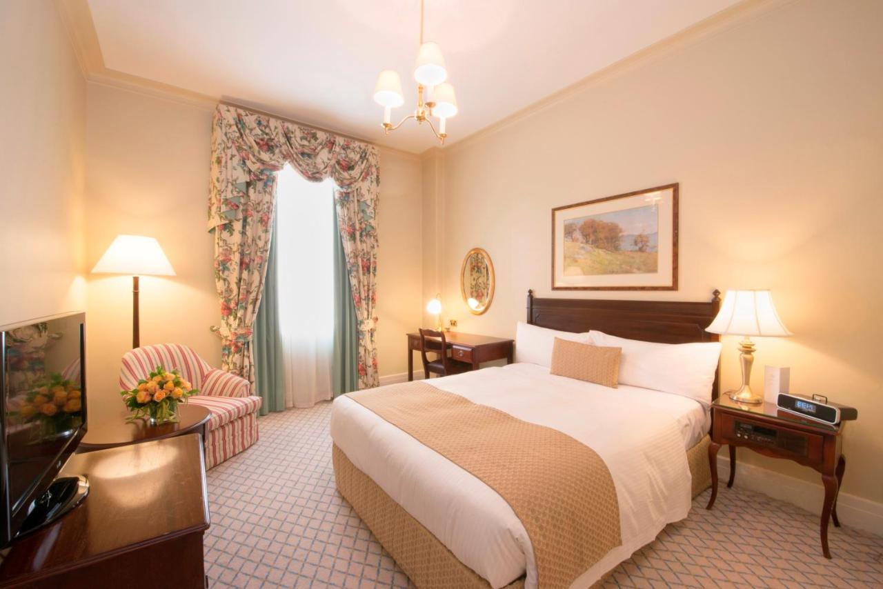 The Hotel Windsor