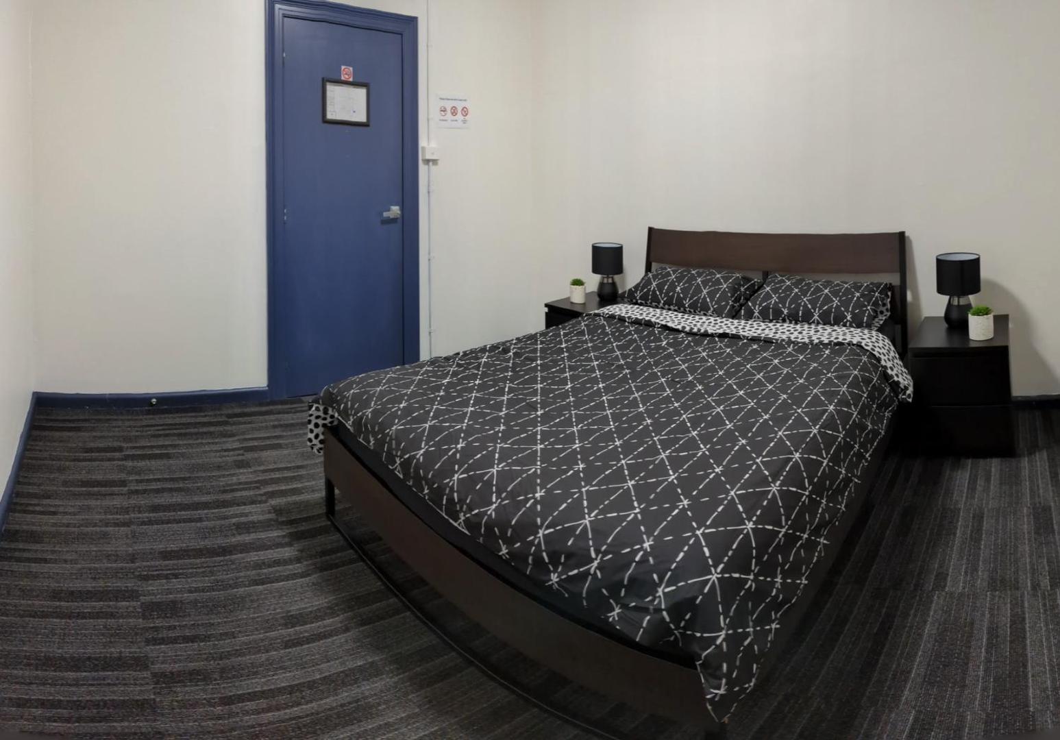 Victoria Market Hostel