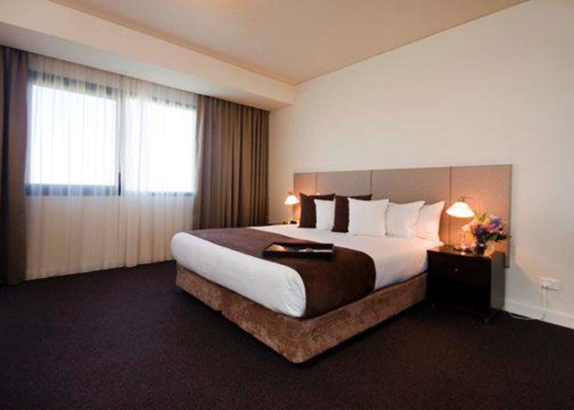 Mantra Melbourne Melton