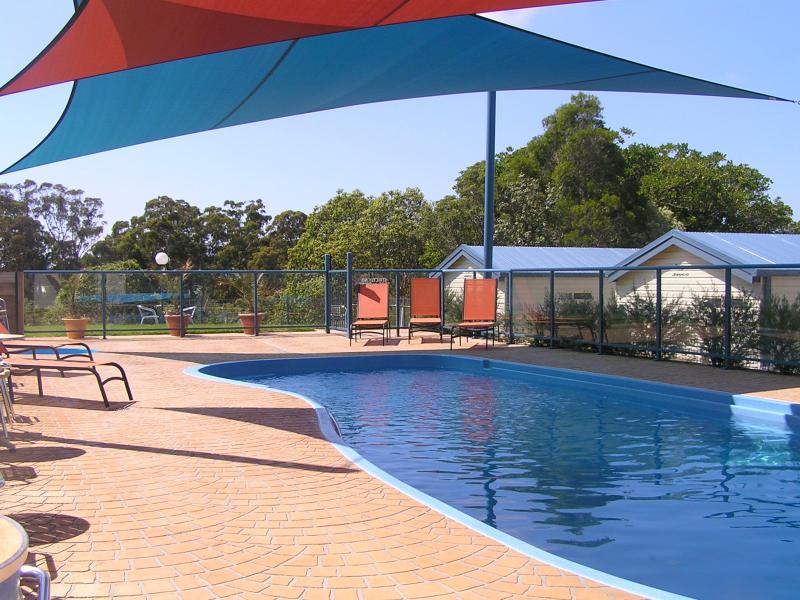 Metung Holiday Villas