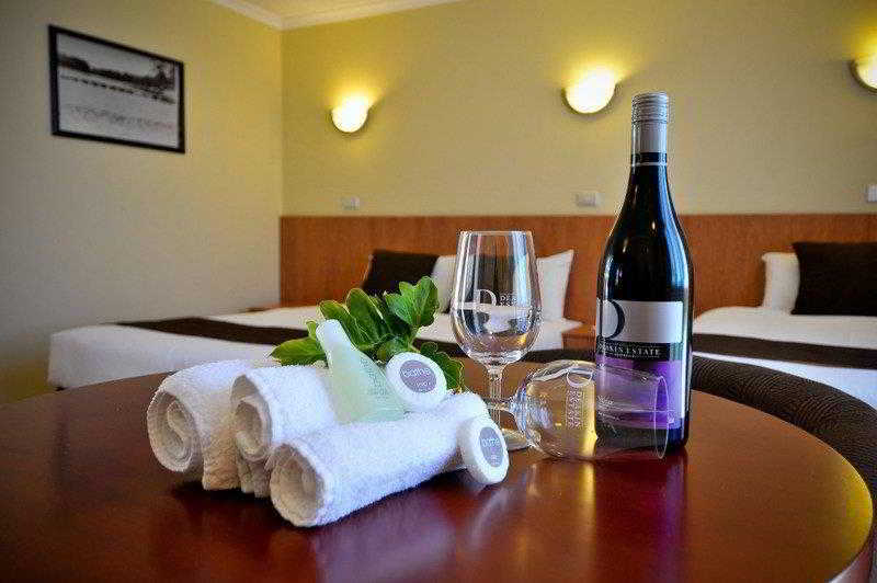 Best Western Chaffey International Motor Inn