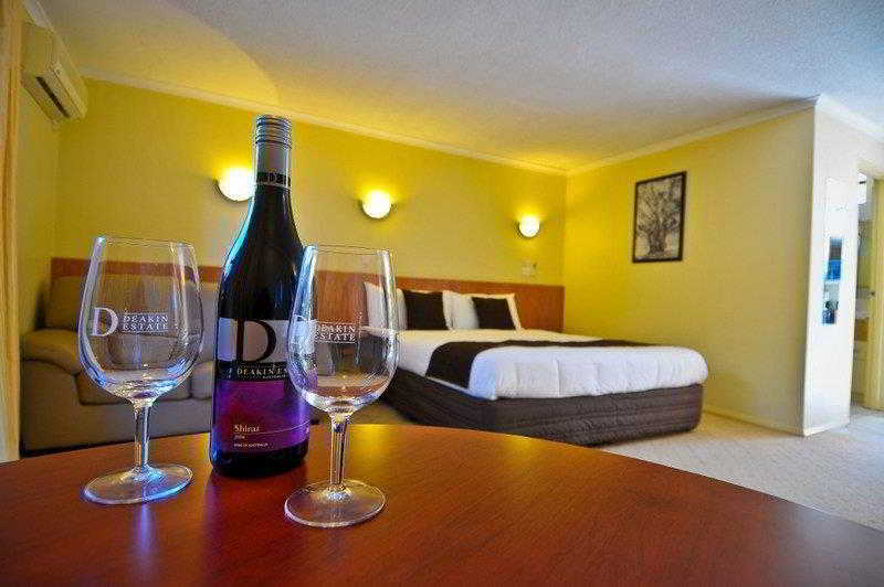 Best Western Chaffey International Motor Inn