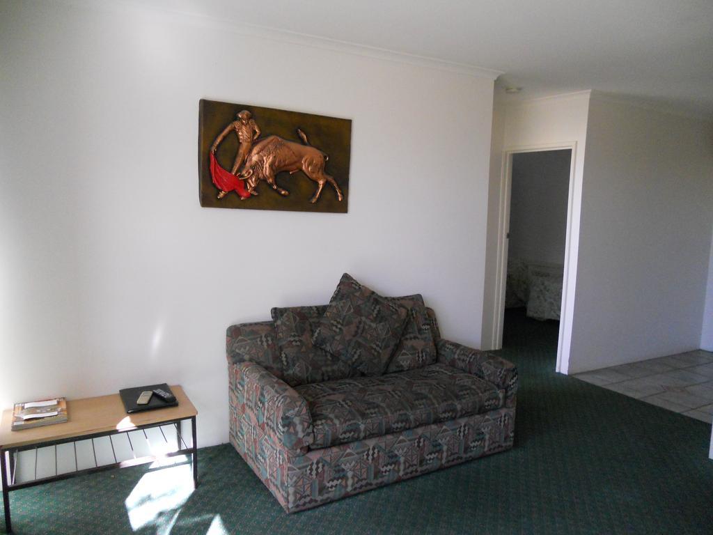 Cottonwood Motor Inn