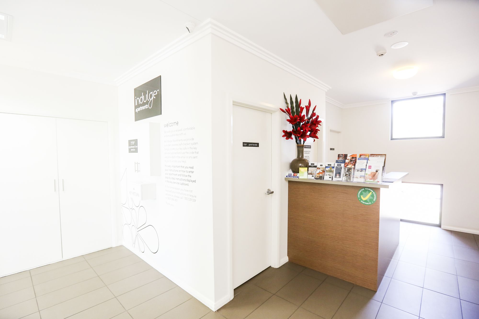 Indulge Apartments - Ontario
