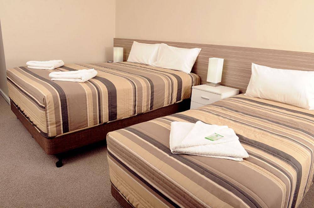 Mid City Plantation Motel