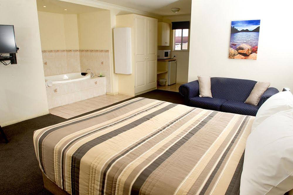 Mid City Plantation Motel