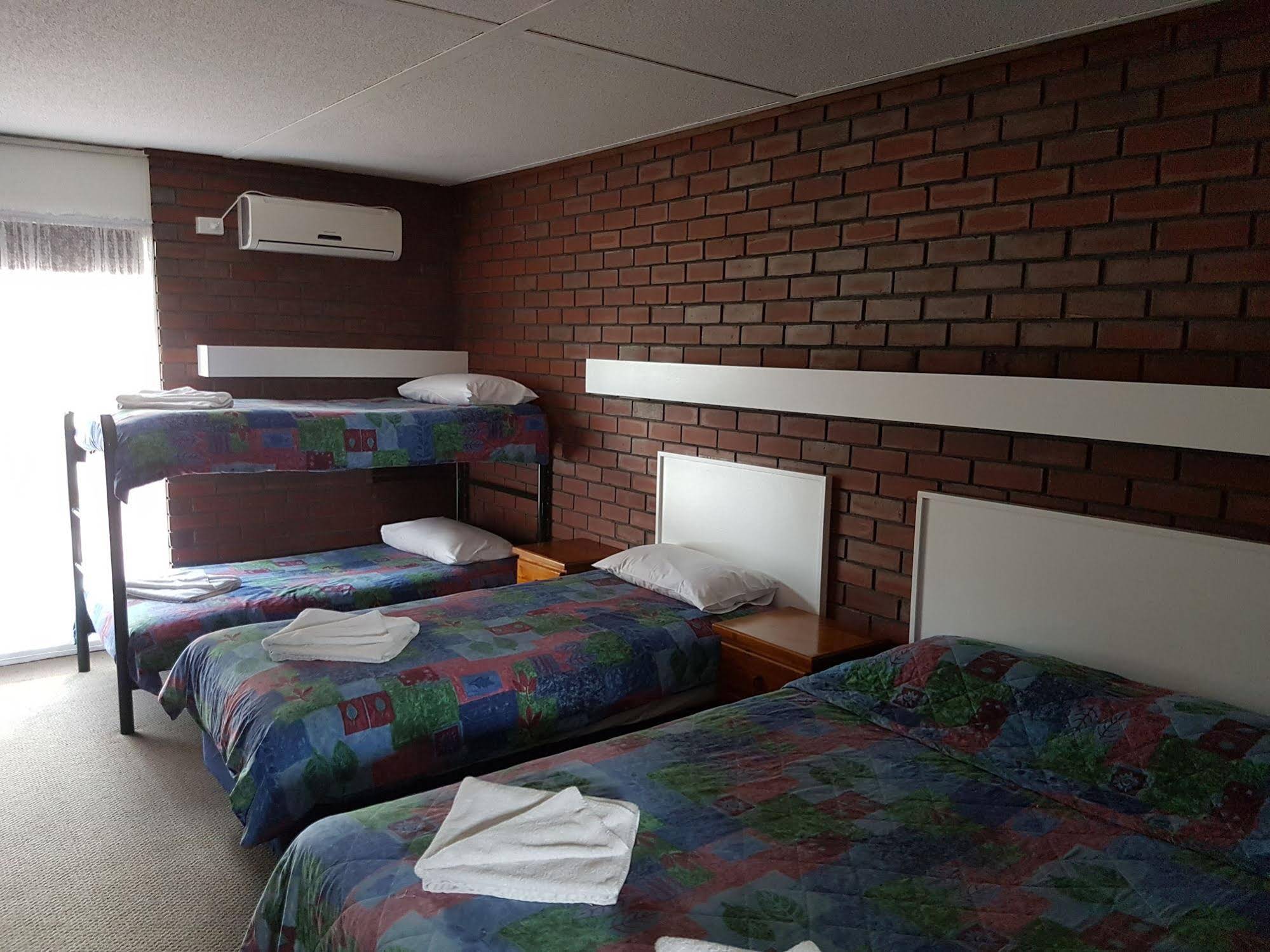 Mid City Plantation Motel