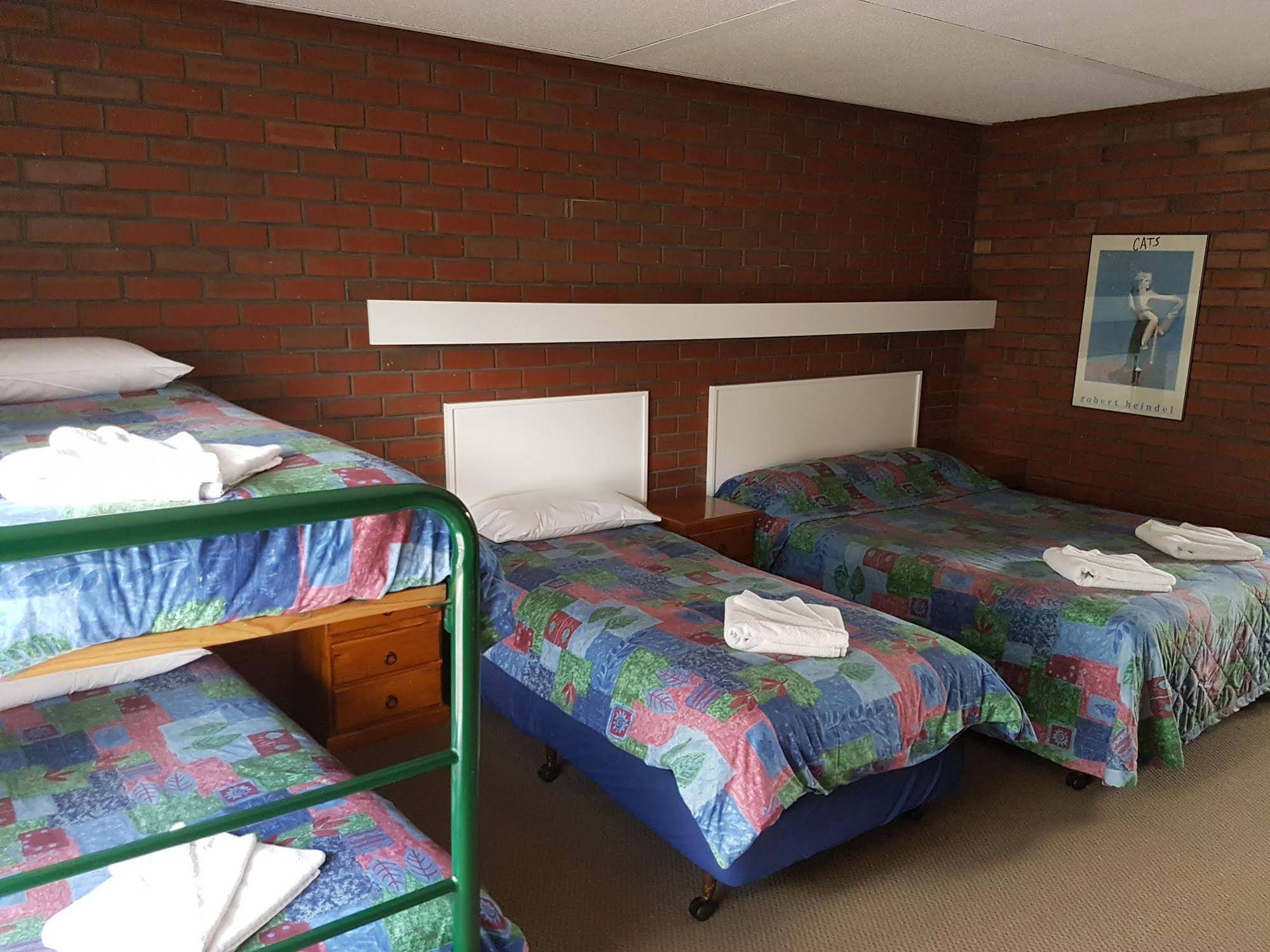 Mid City Plantation Motel