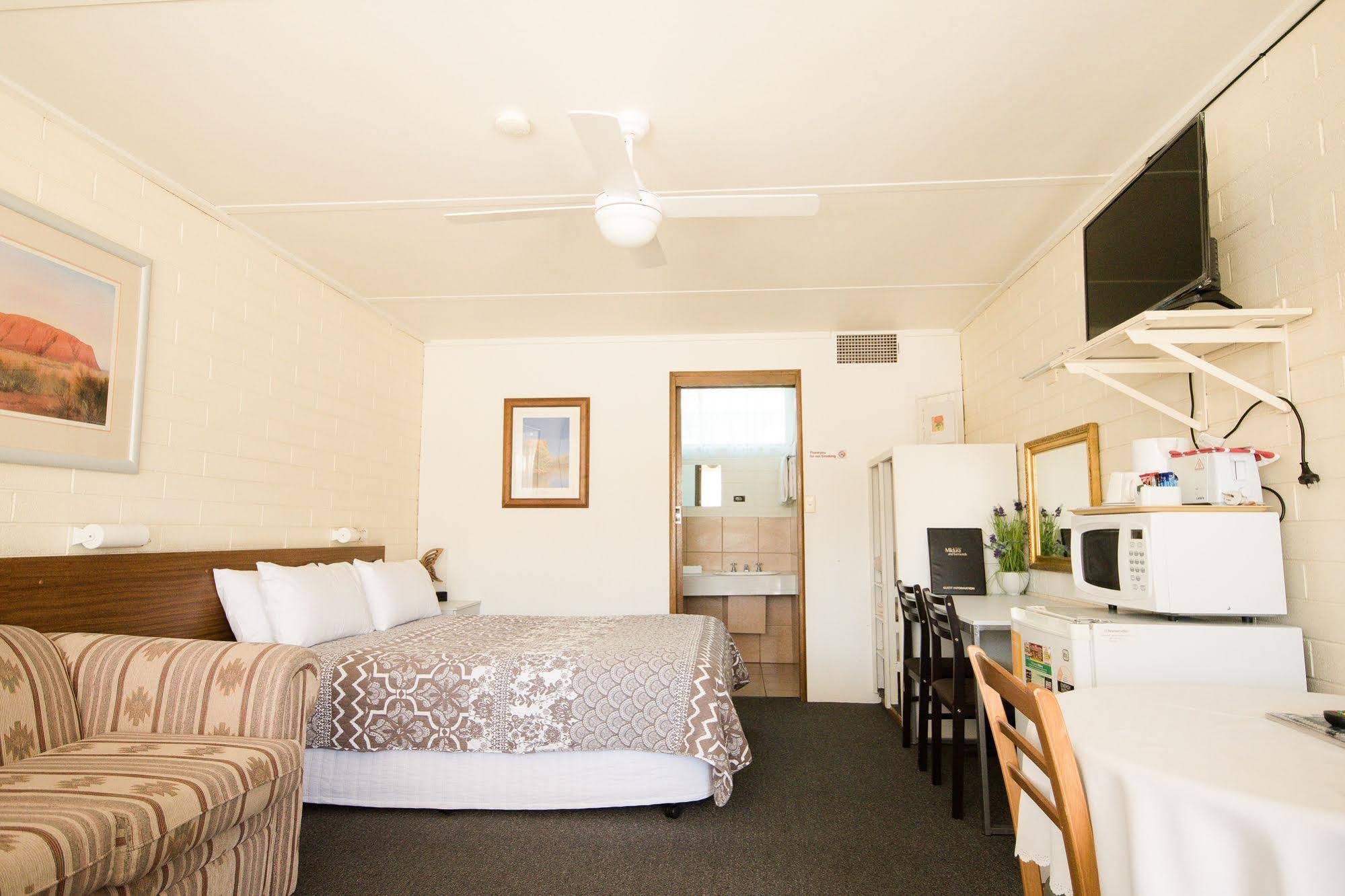 Vineland Motel