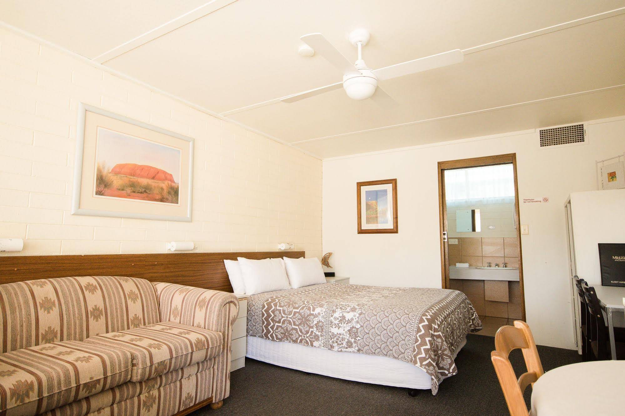 Vineland Motel
