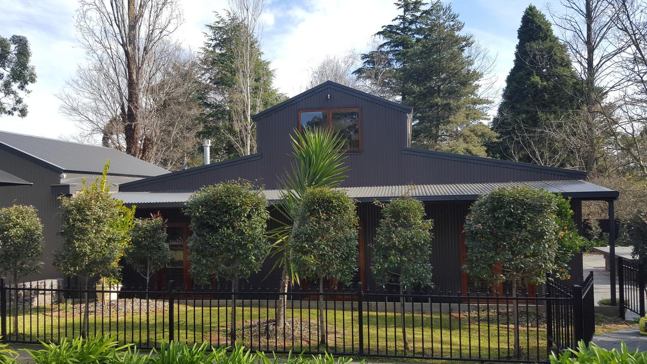 Montrose Barn House