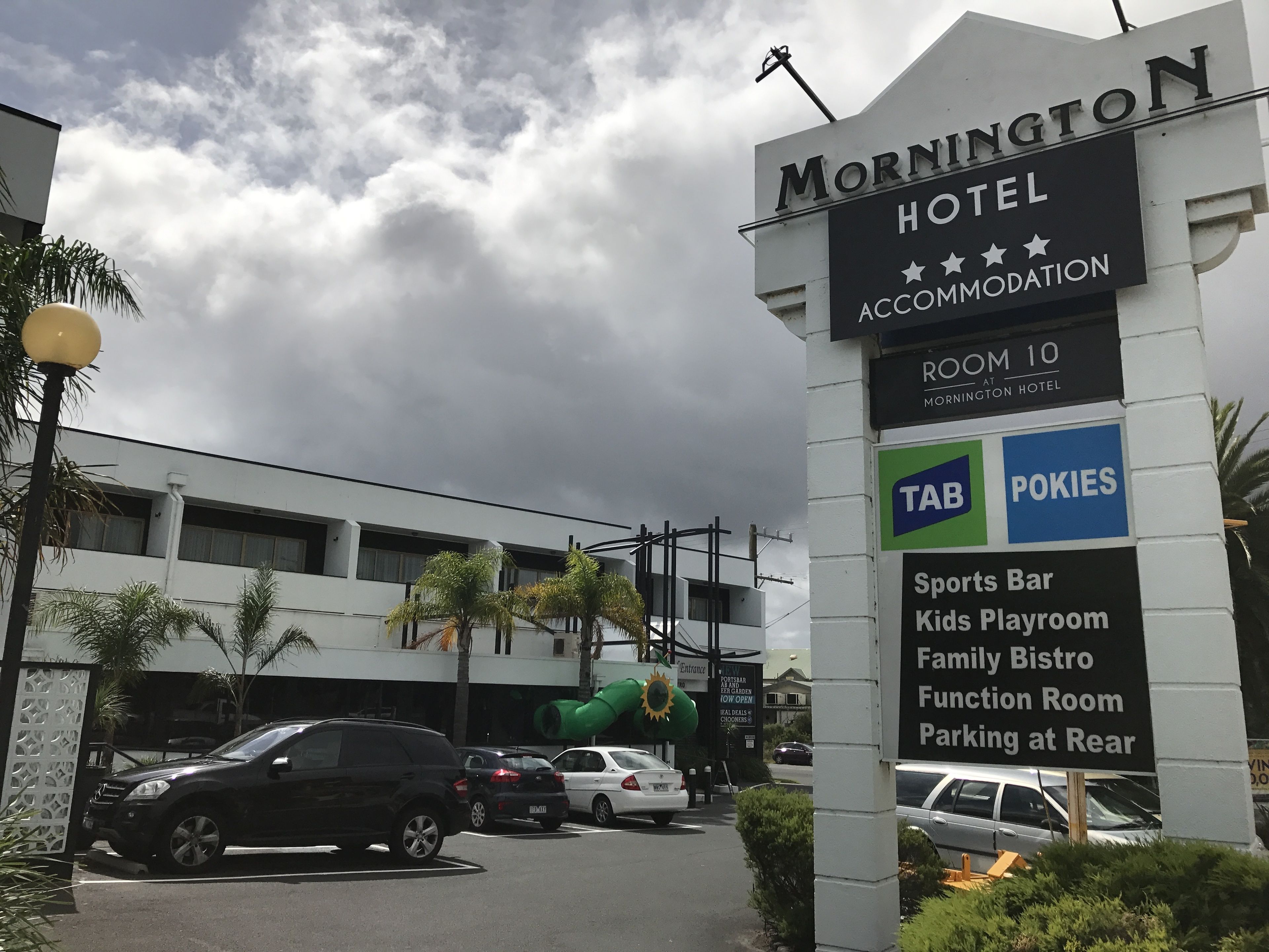 The Mornington on Tanti