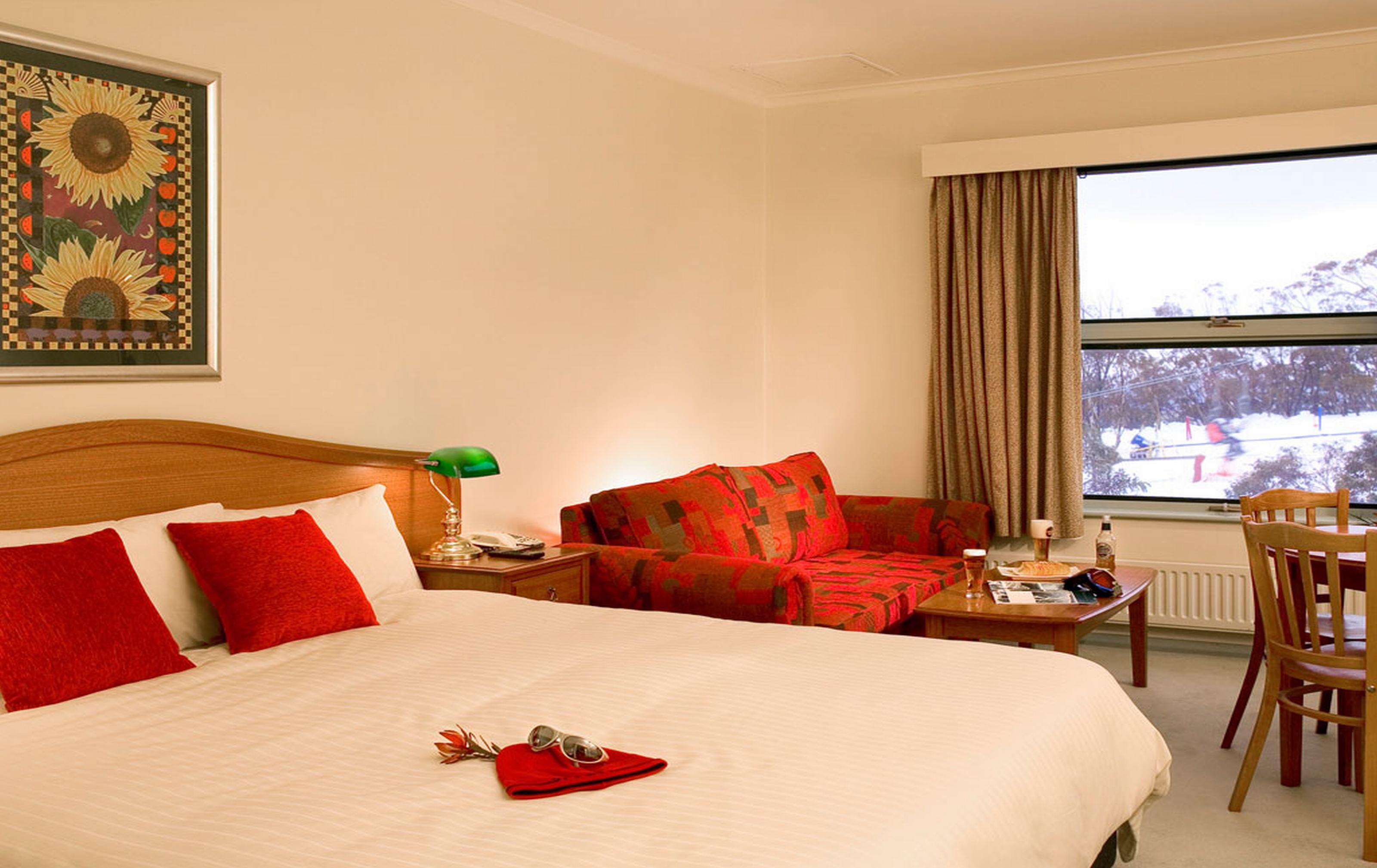 Mt Buller Chalet Hotel & Suites