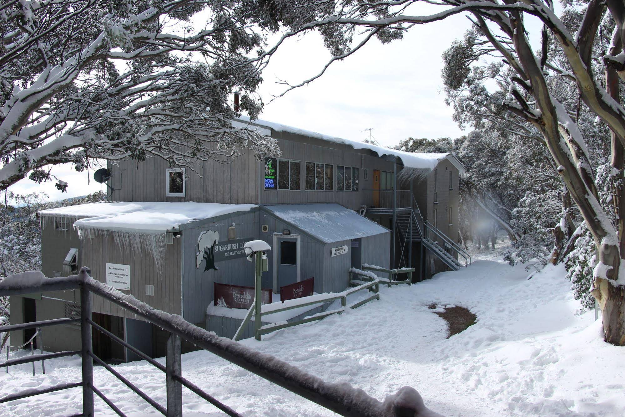 Sugarbush Lodge & Apartments