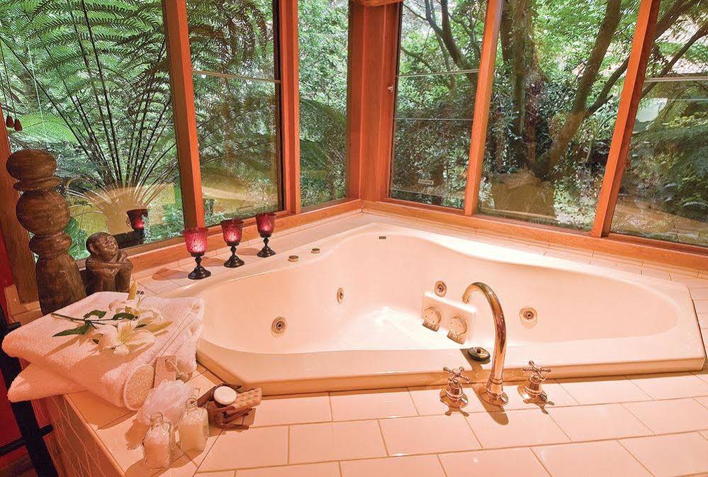 Linden Gardens Rainforest Retreat