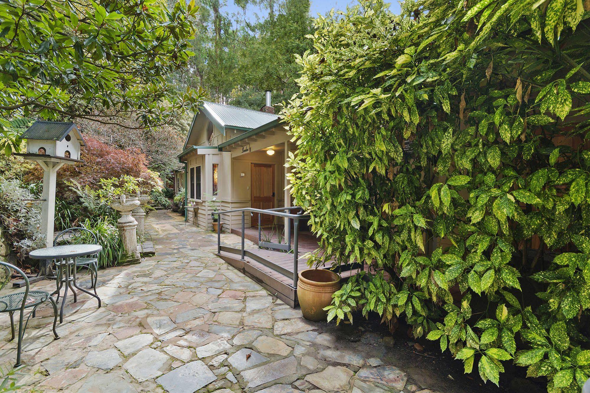 Linden Gardens Rainforest Retreat