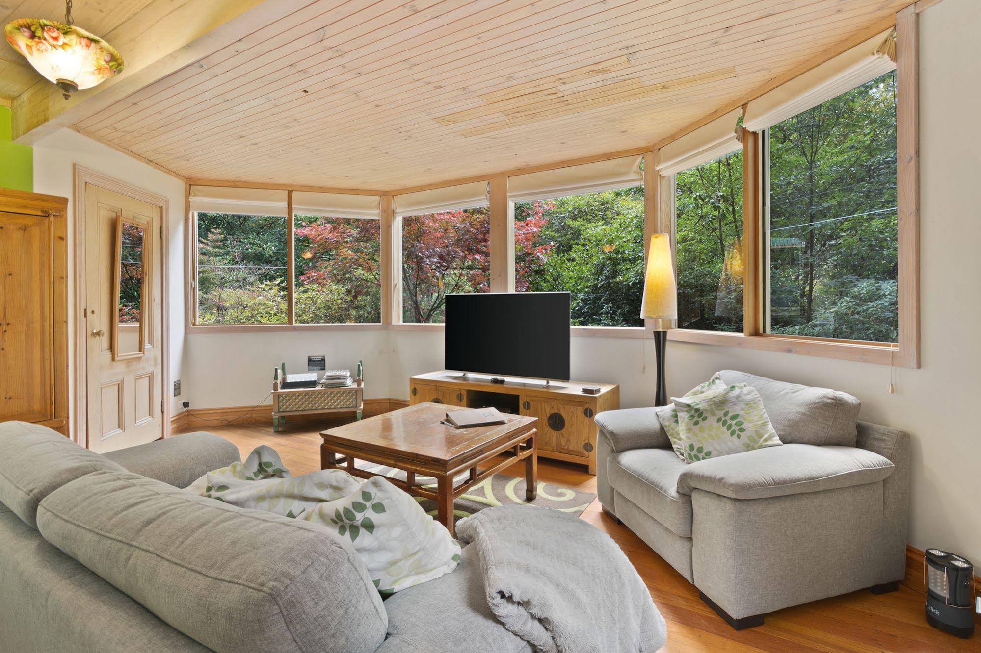 Linden Gardens Rainforest Retreat