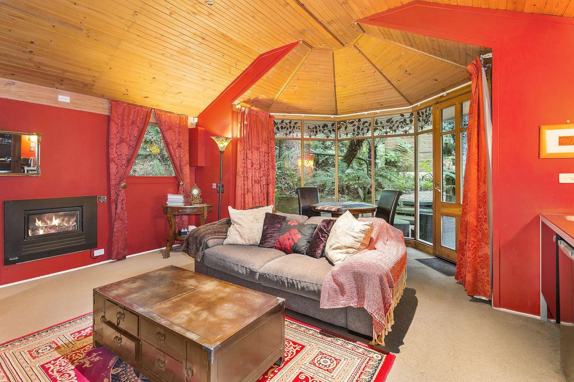 Linden Gardens Rainforest Retreat