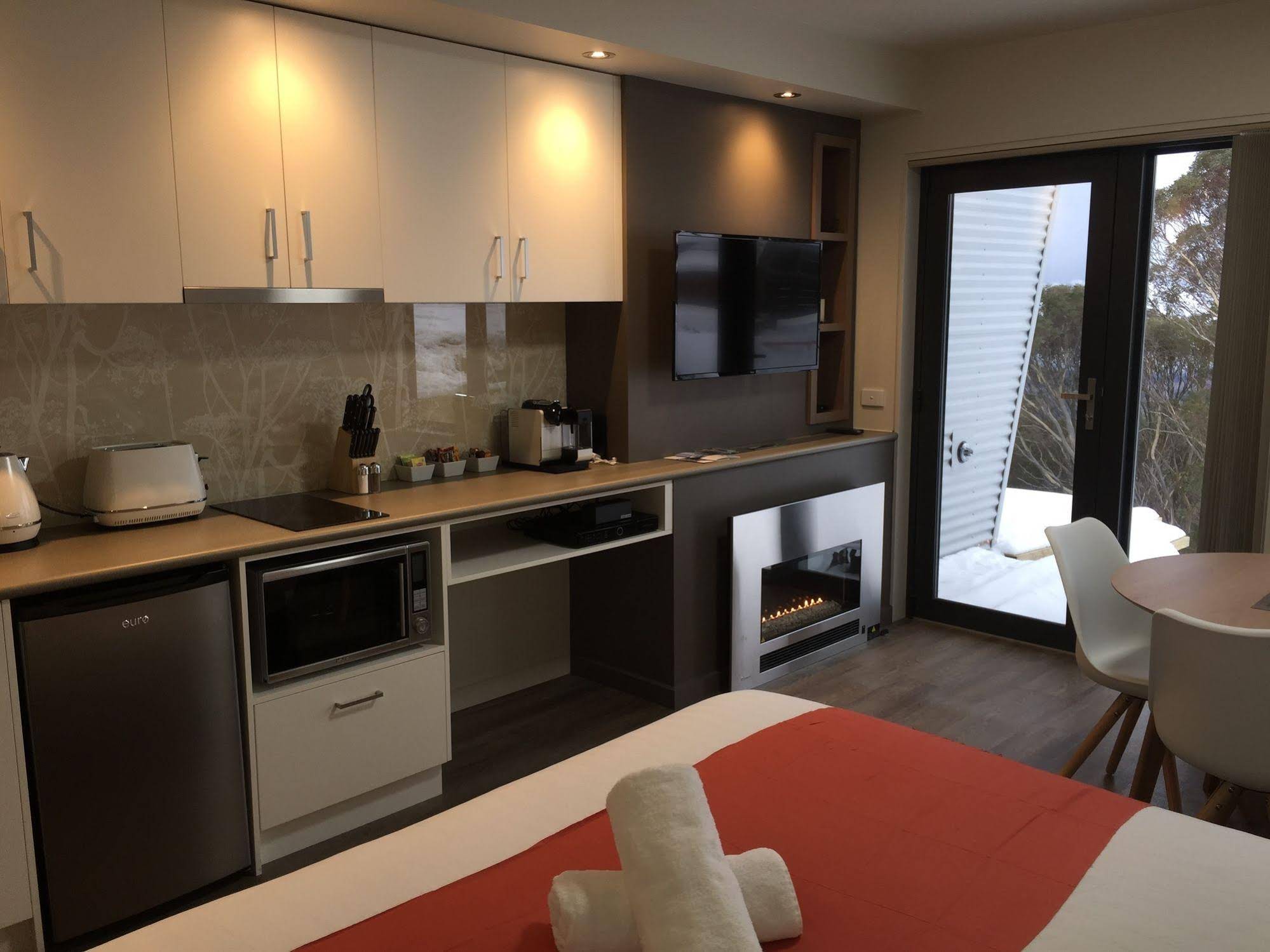Mountain Dreaming Apartments