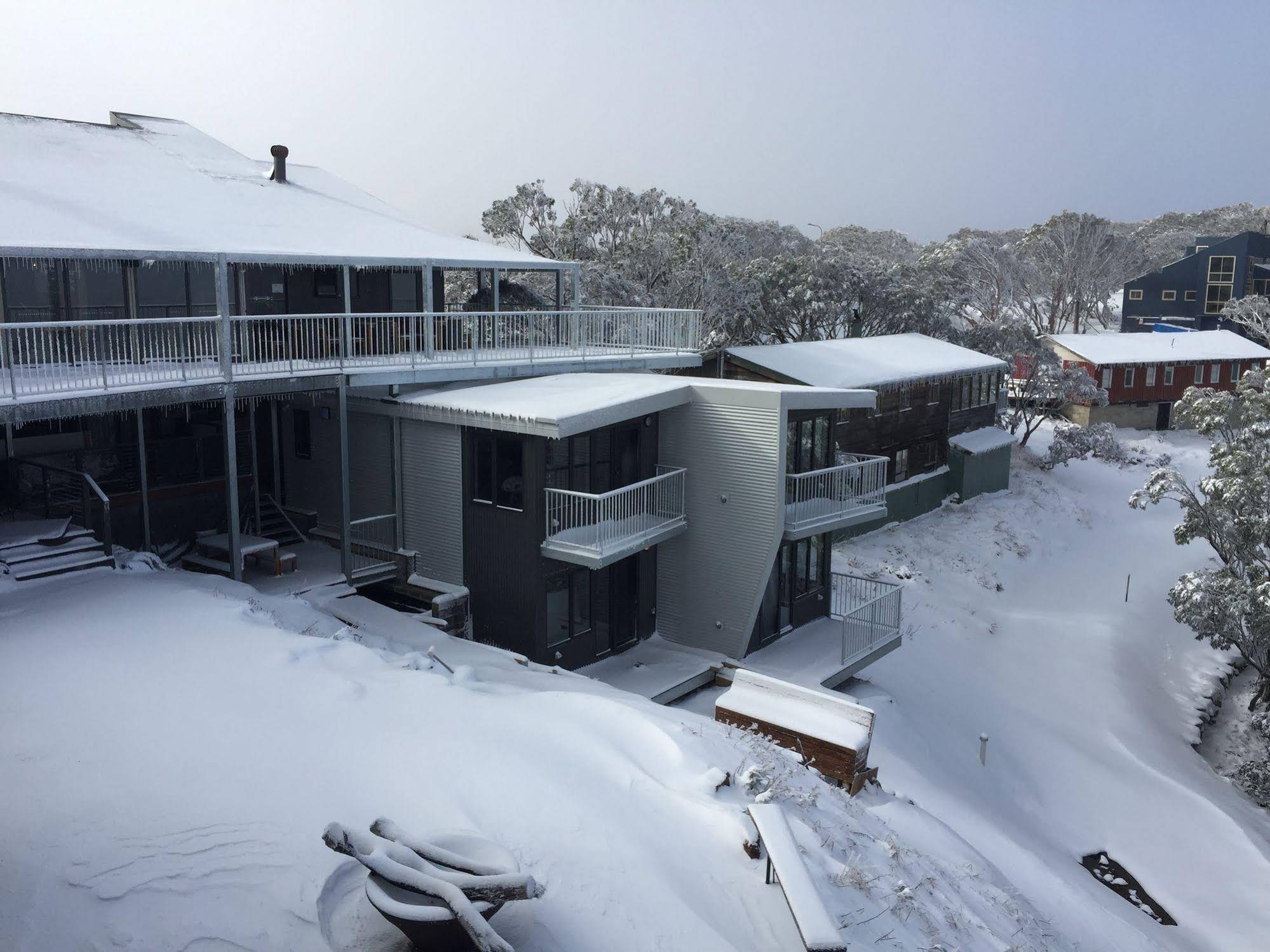 Mountain Dreaming Apartments