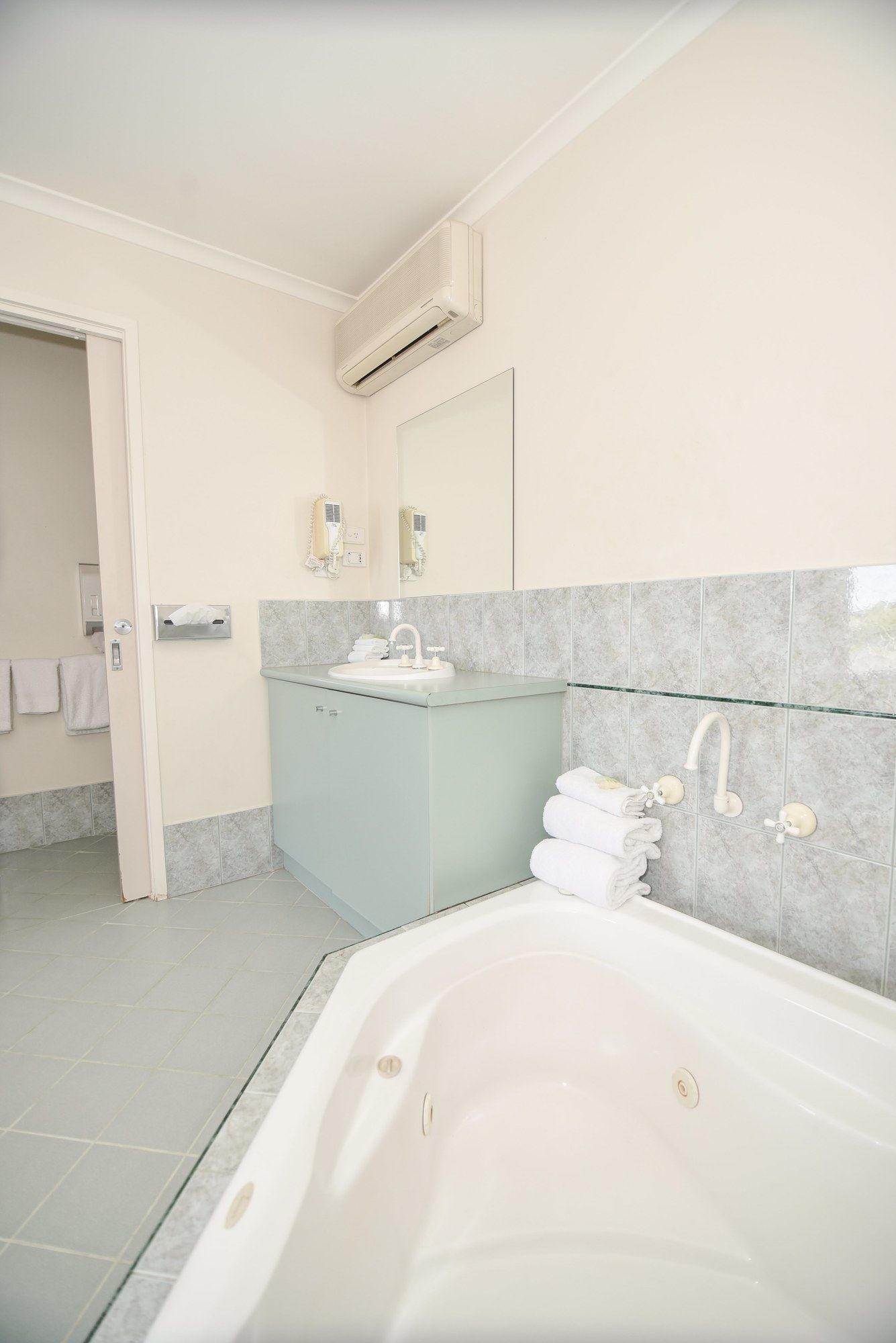 Sandown Heritage Motor Inn