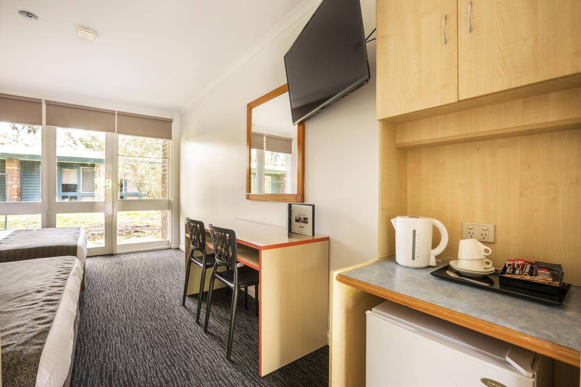 Burvale Hotel