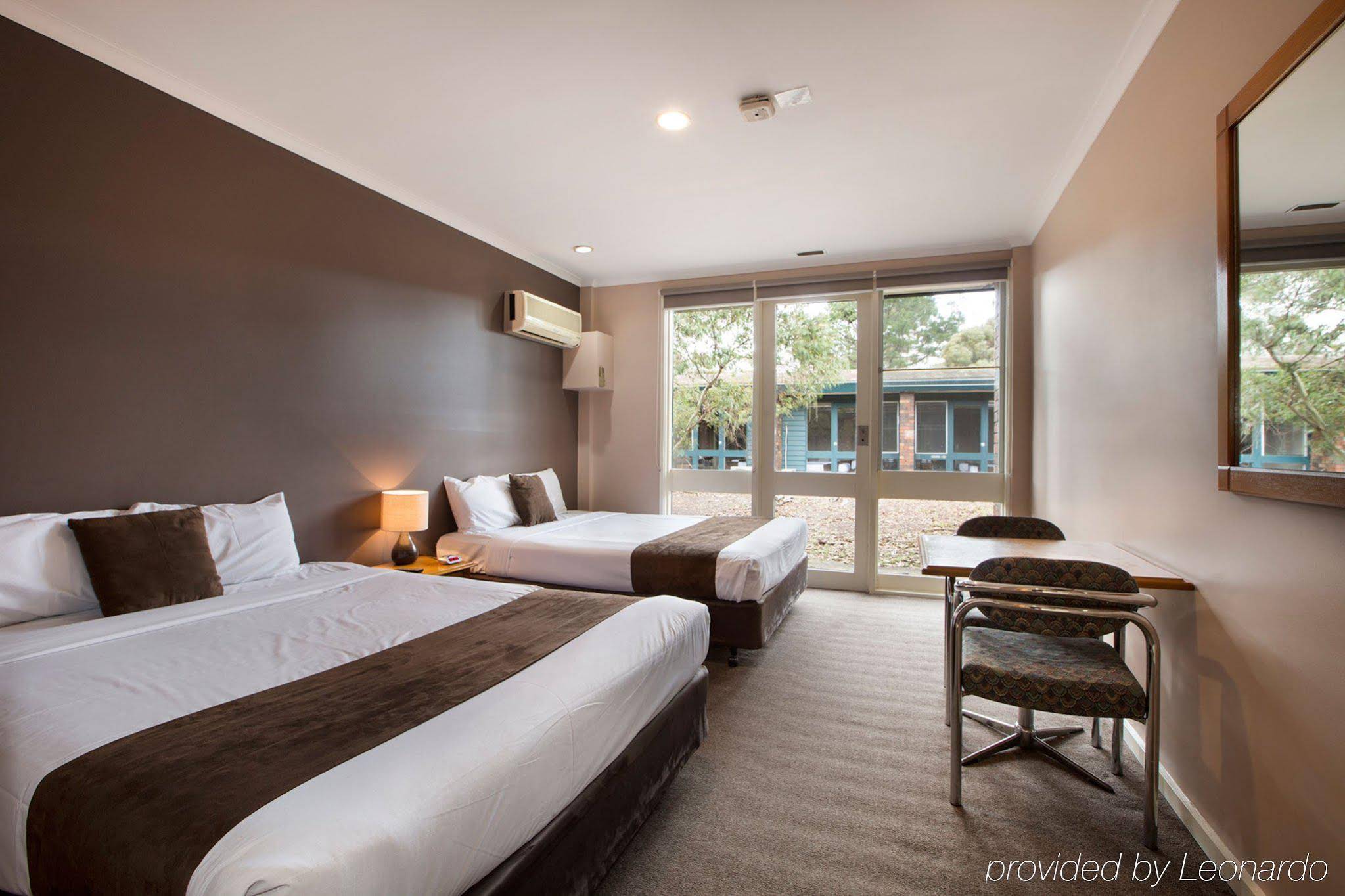 Burvale Hotel