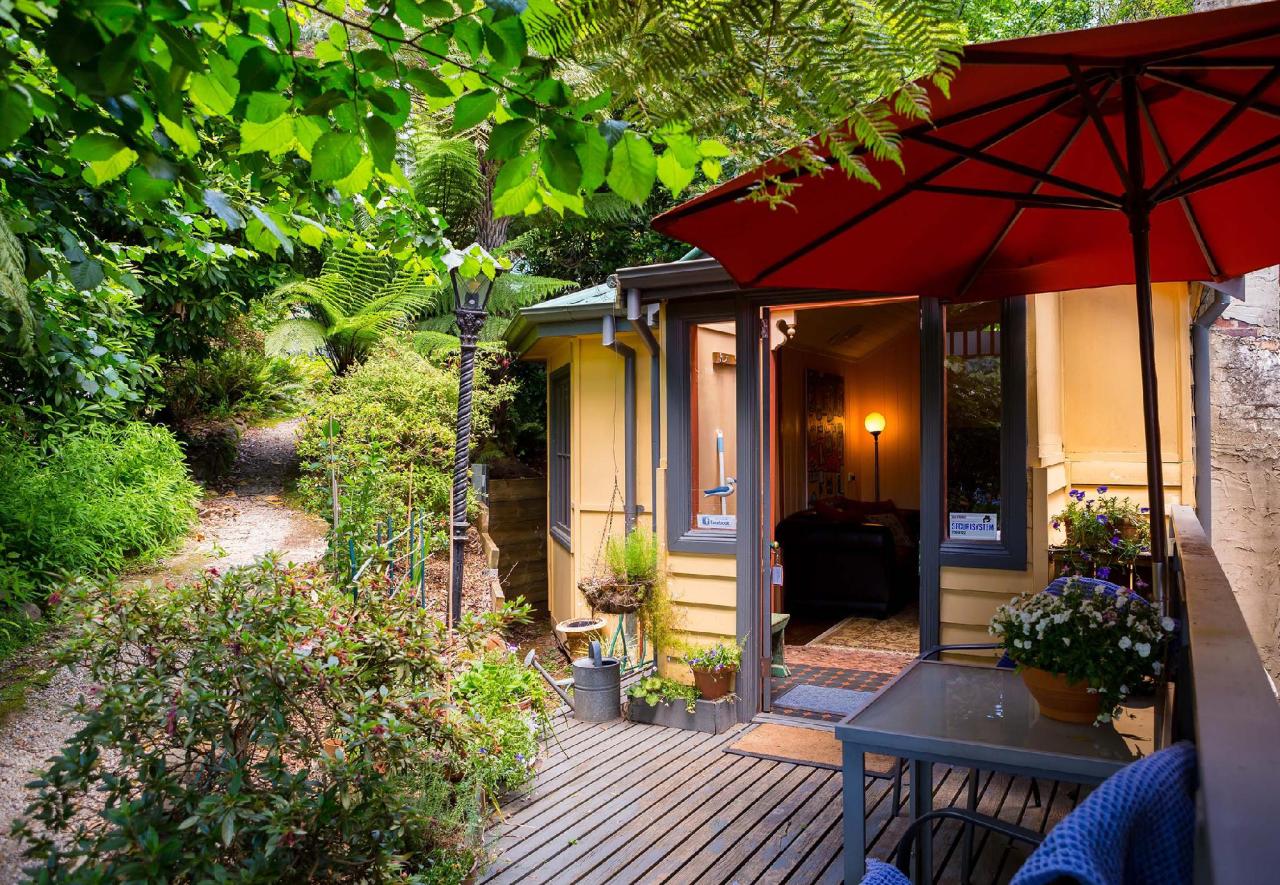 Como Cottages